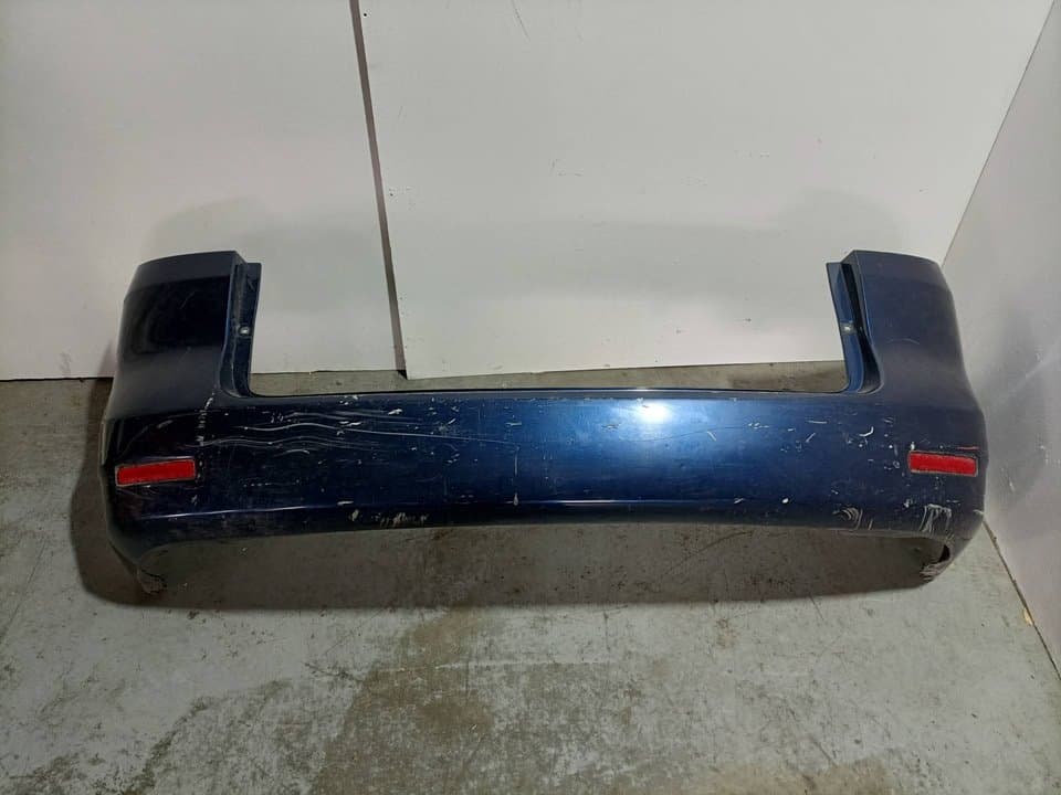 Paragolpes trasero TOYOTA COROLLA VERSO (E12)