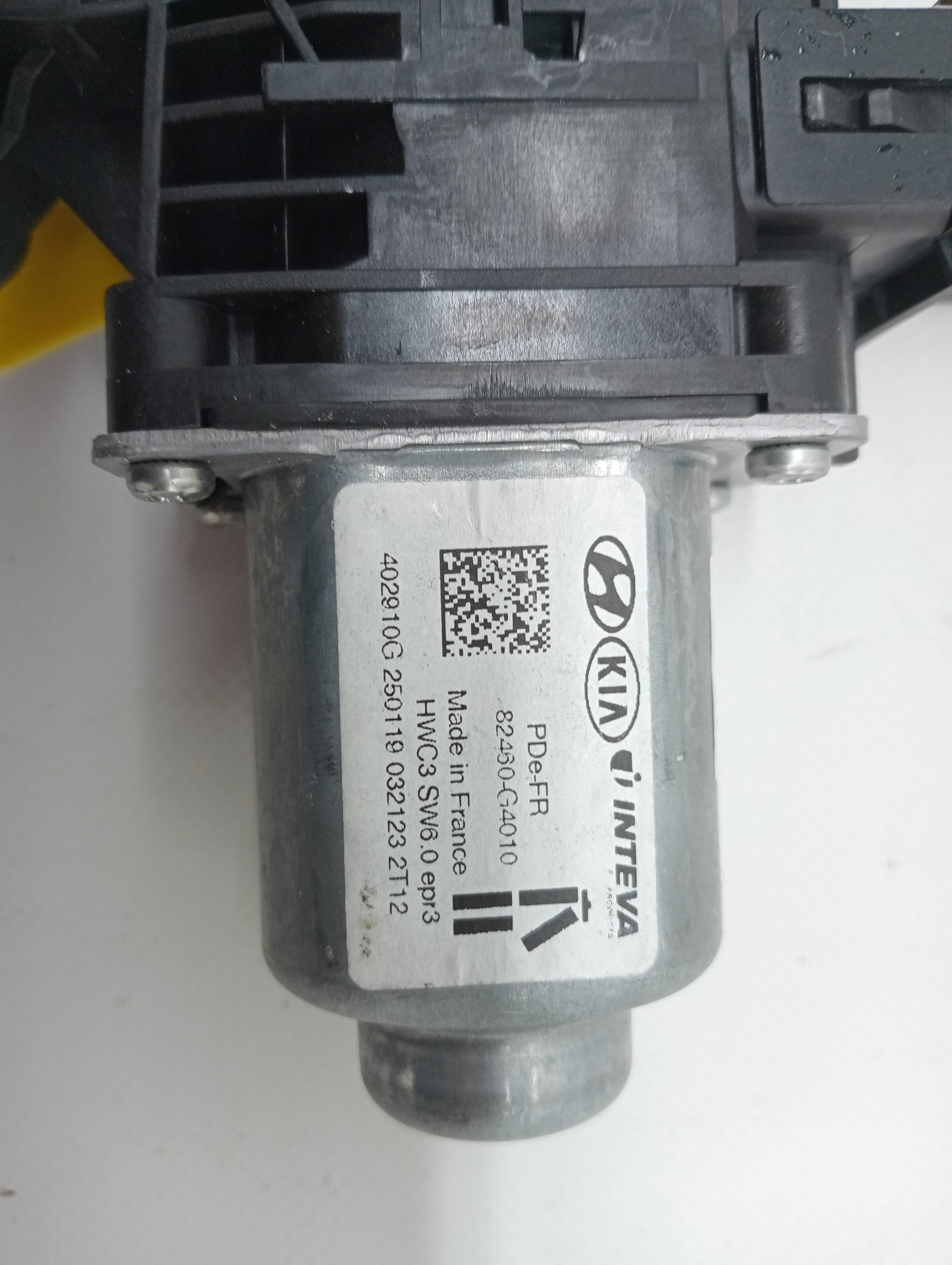 Motor elevalunas delantero derecho HYUNDAI I30 CW (PD) 4