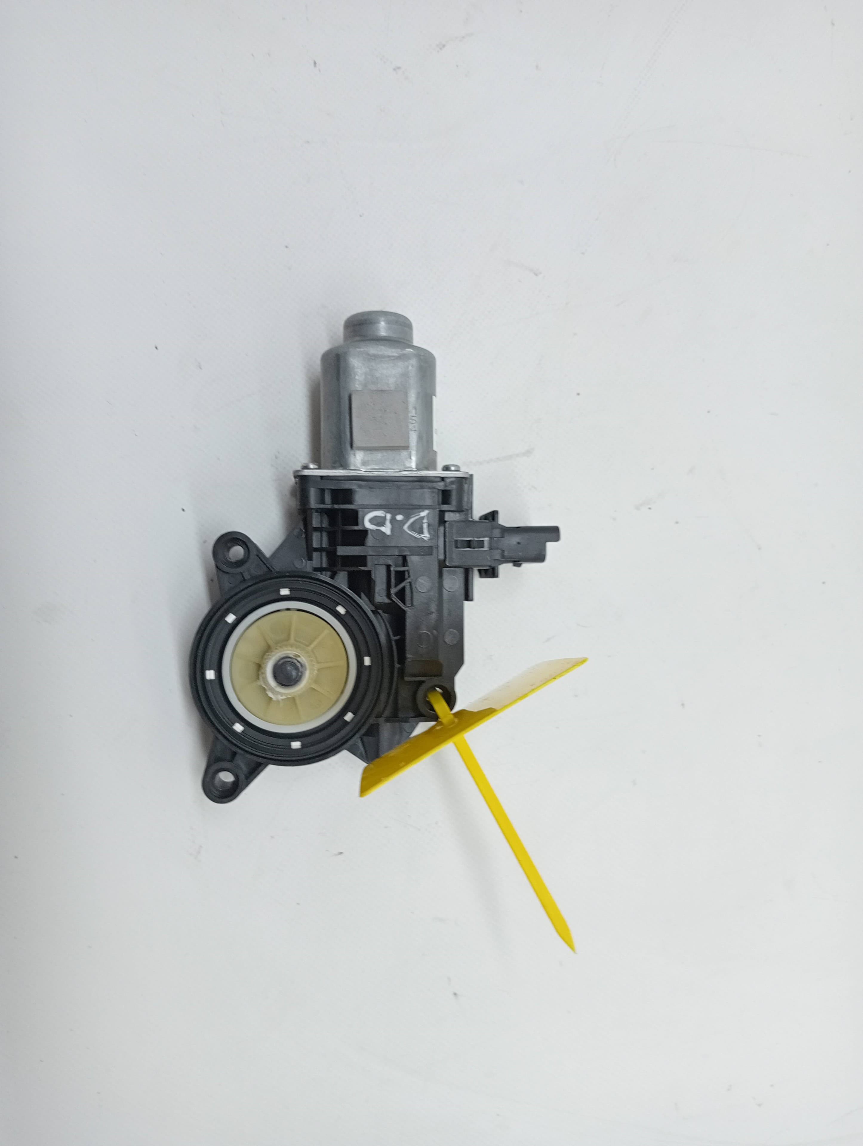 Motor elevalunas delantero derecho HYUNDAI I30 CW (PD) 2