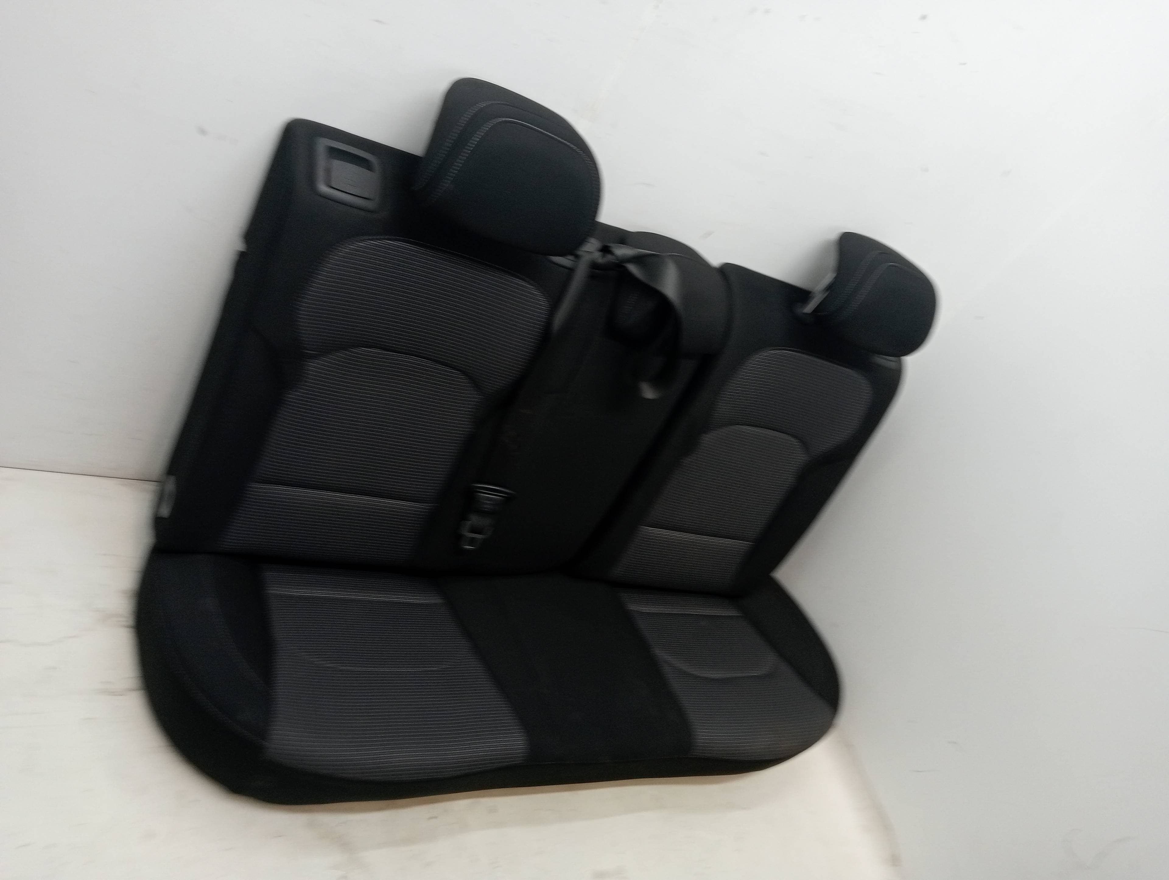 Cerradura asientos traseros HYUNDAI I30 CW (PD) 3