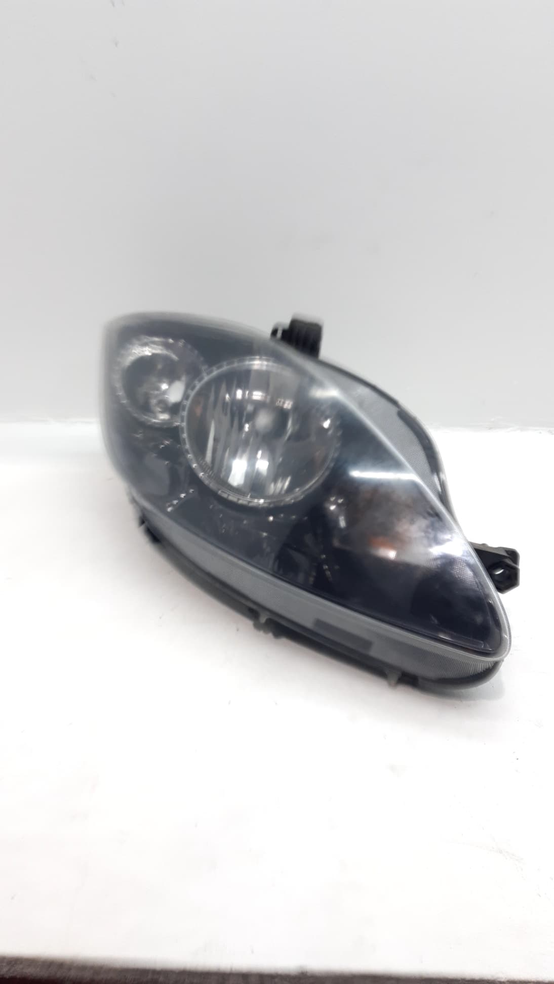 Faro derecho SEAT LEON (1P1)