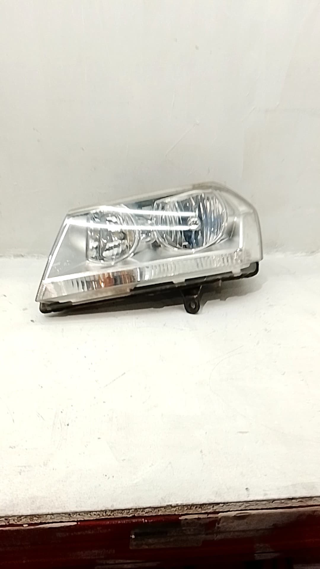 Faro izquierdo DODGE AVENGER