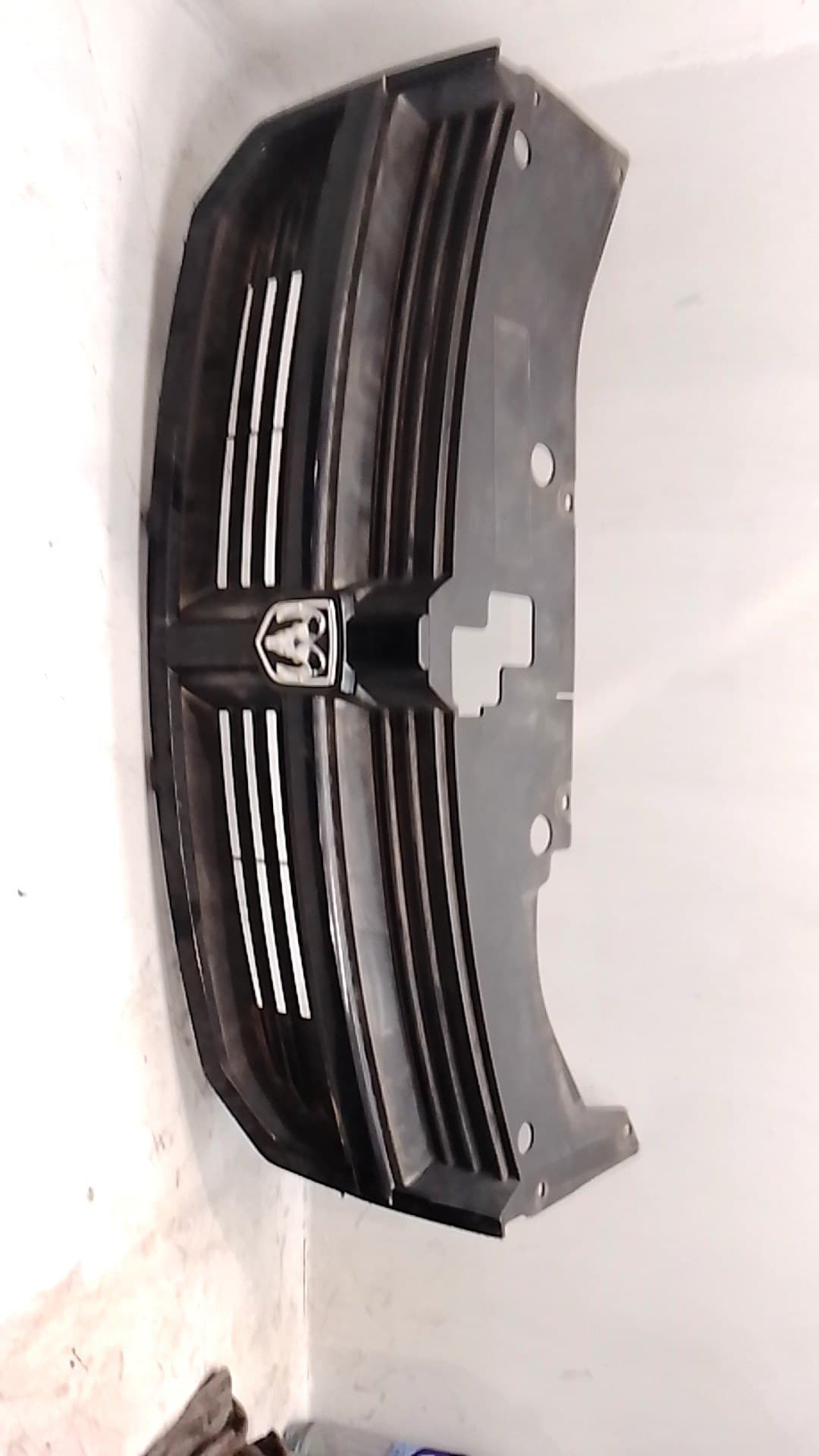 Rejilla delantera DODGE AVENGER