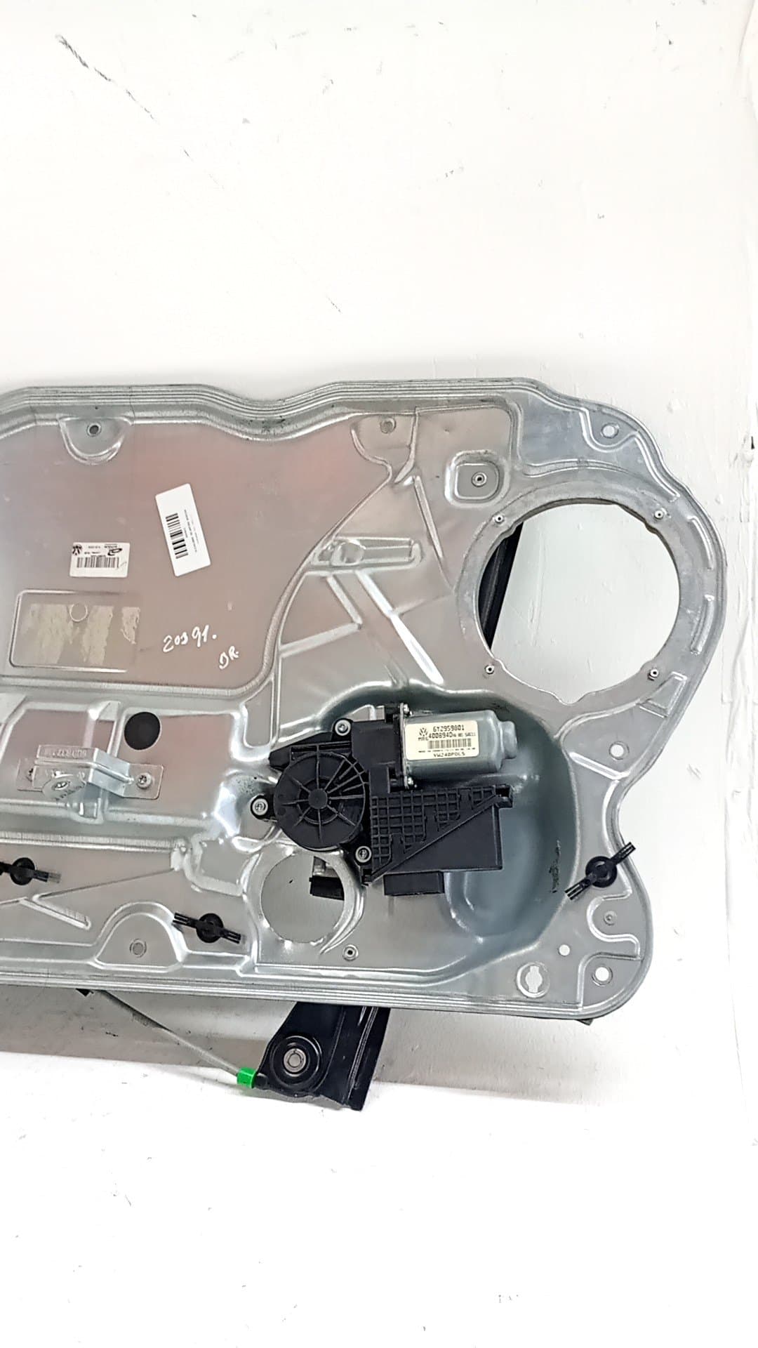 Elevalunas delantero derecho VOLKSWAGEN POLO (9N1)