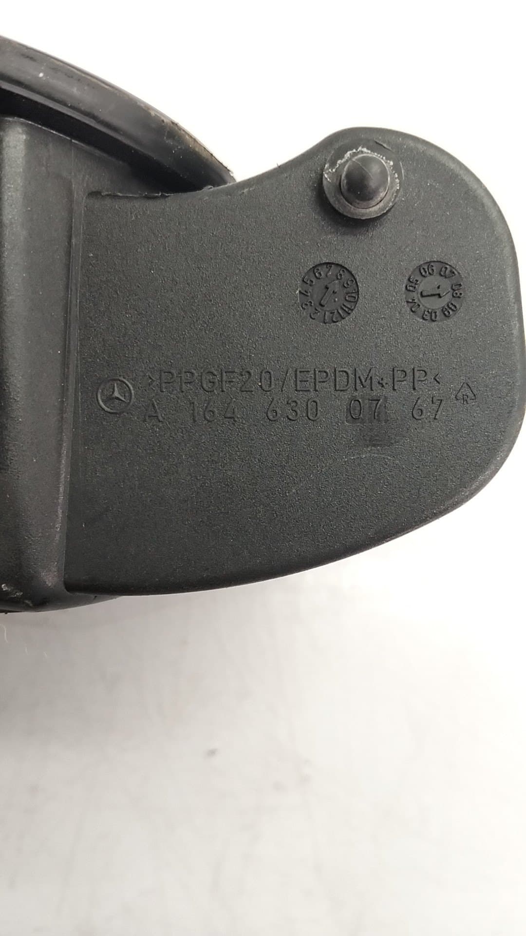 Tapa exterior combustible MERCEDES-BENZ CLASE M (W164) 3