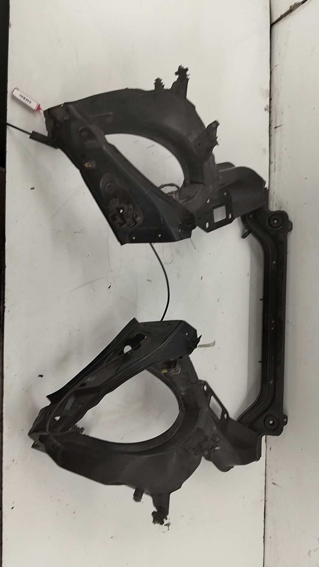 Soporte faro derecho MERCEDES-BENZ CLASE M (W164) 2