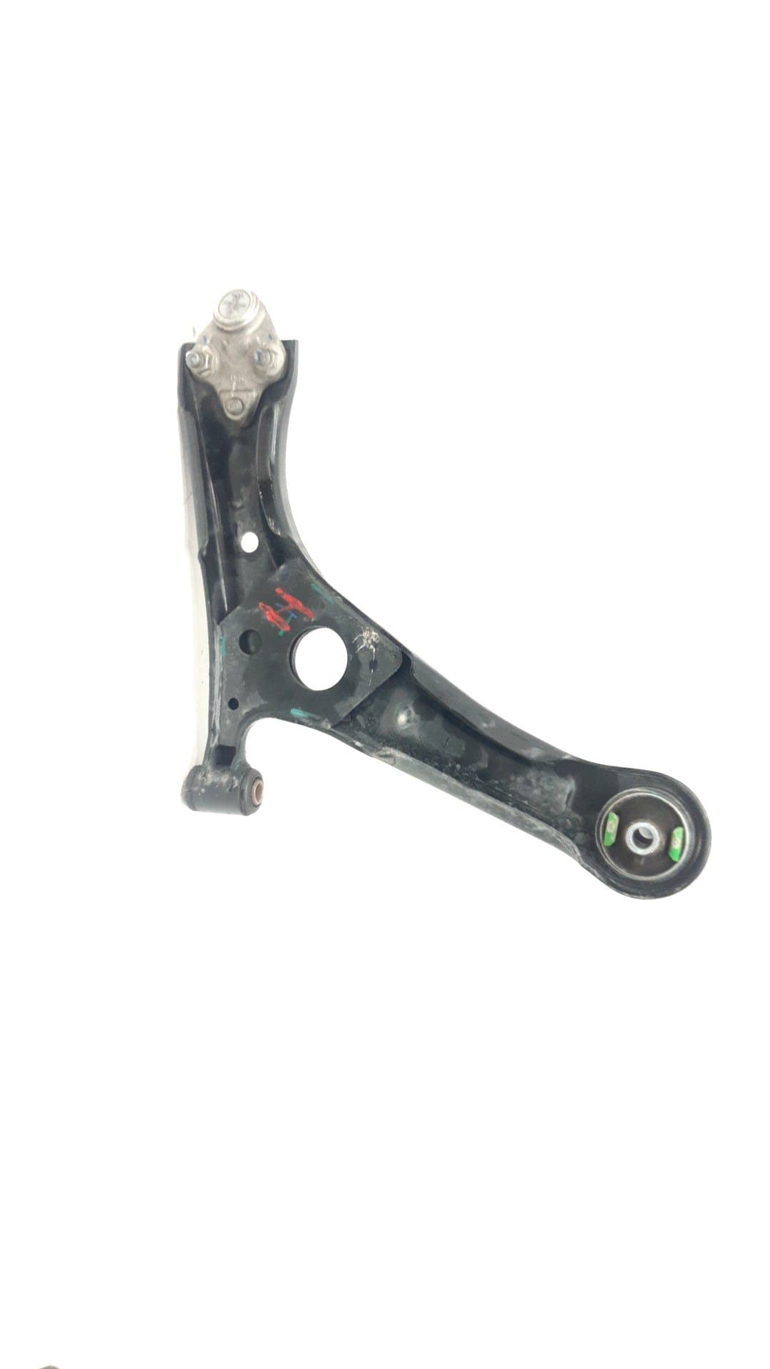 Brazo suspension inferior delantero izquierdo OMODA C5 2