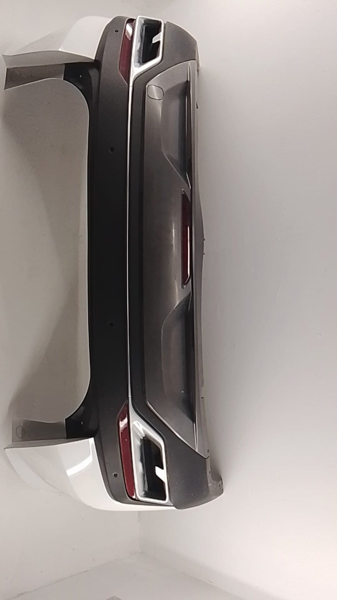 Paragolpes trasero OMODA C5