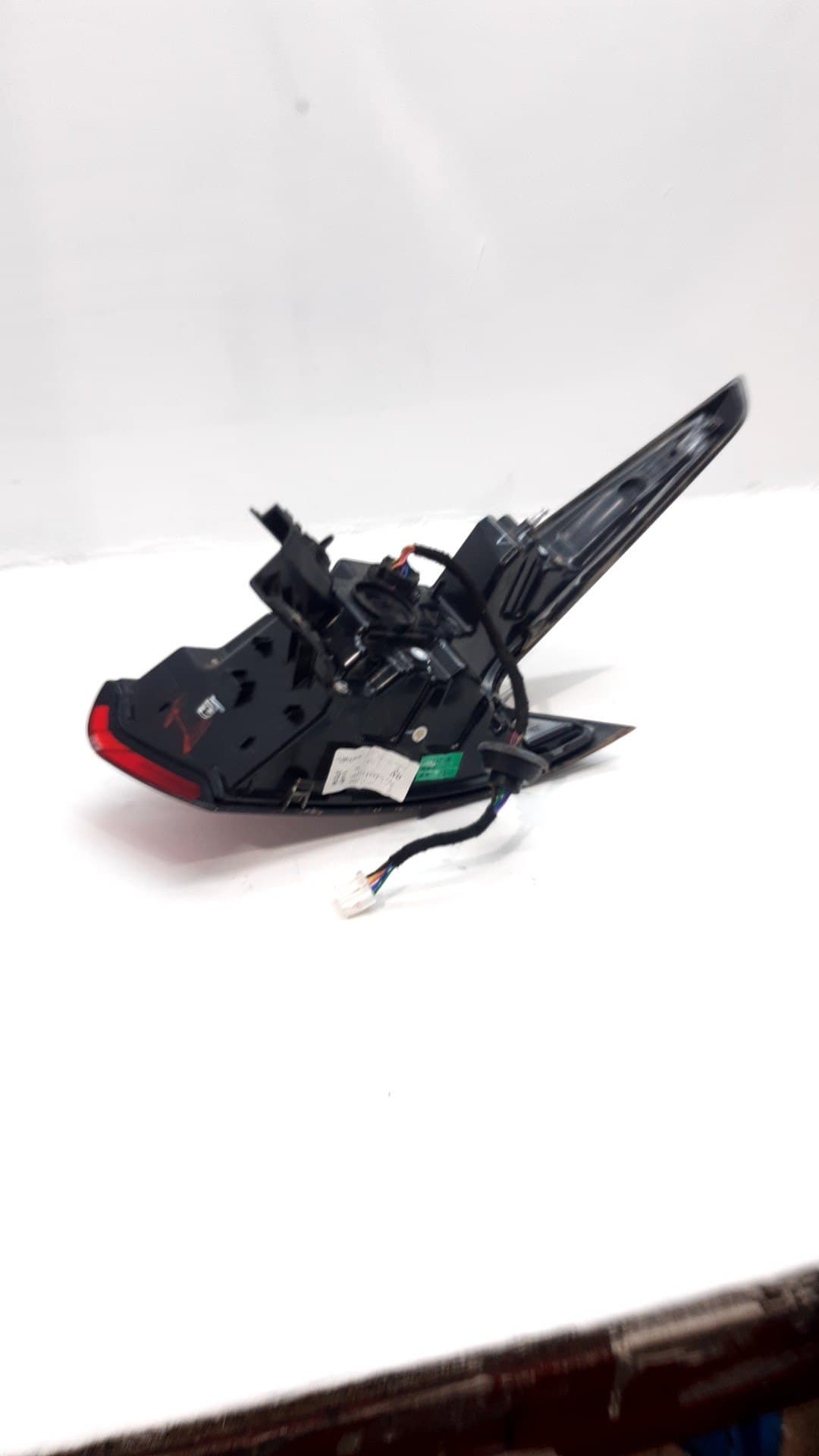 Piloto trasero izquierdo OMODA C5 2