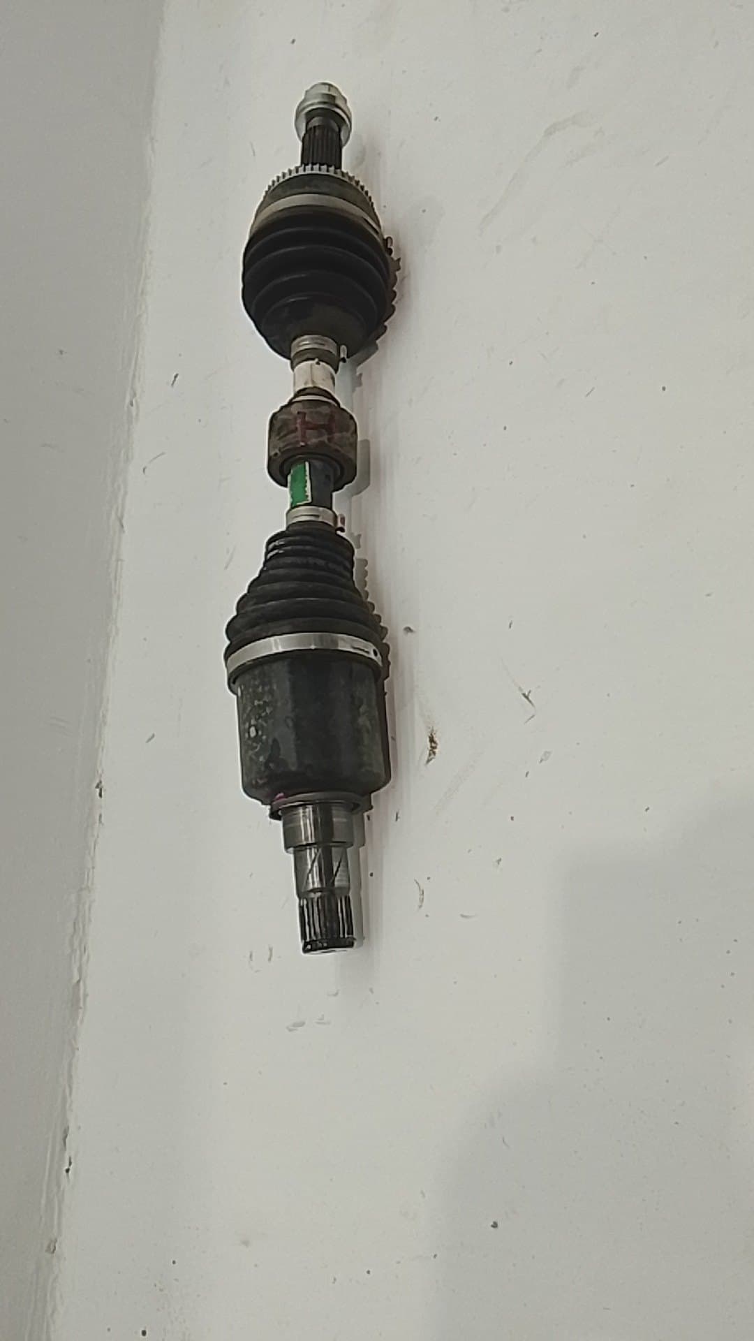 Transmision delantera izquierda OMODA C5 2
