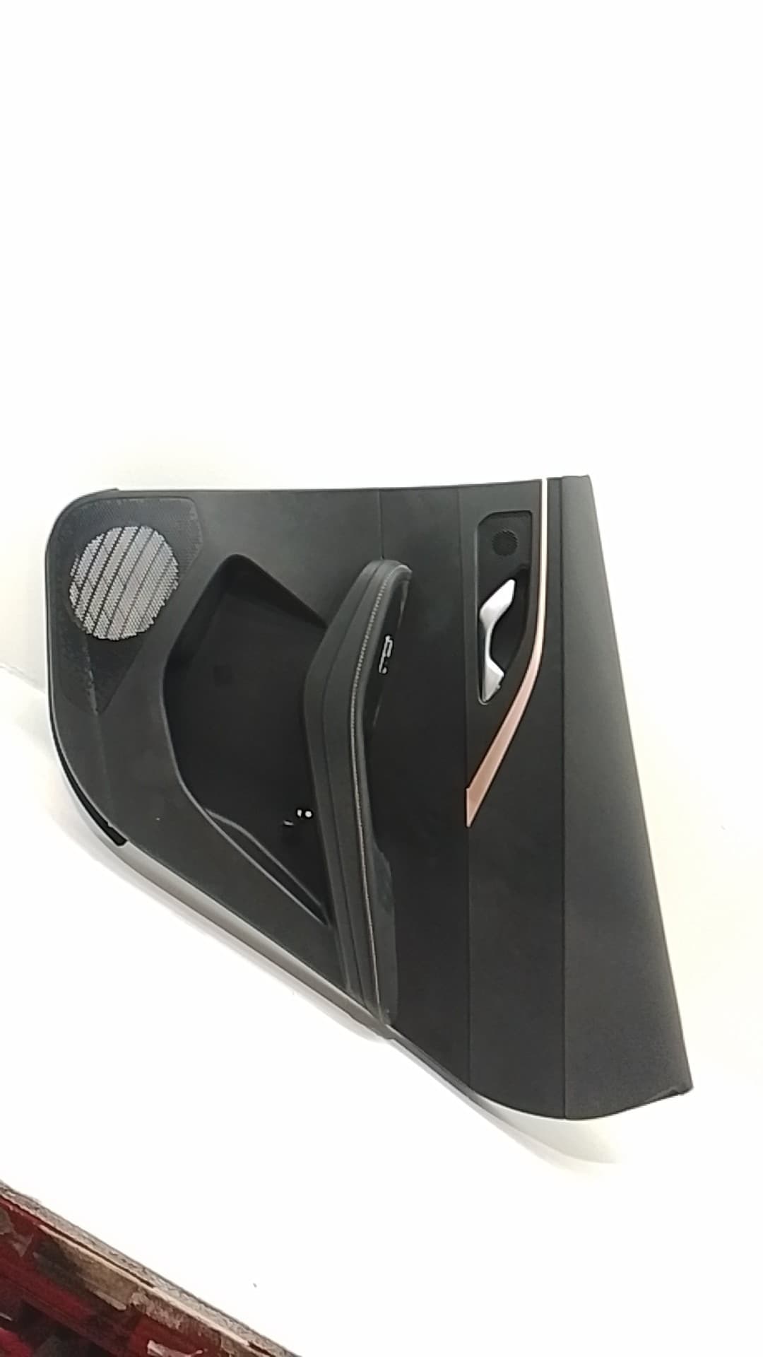 Guarnecido puerta trasera derecha OMODA C5