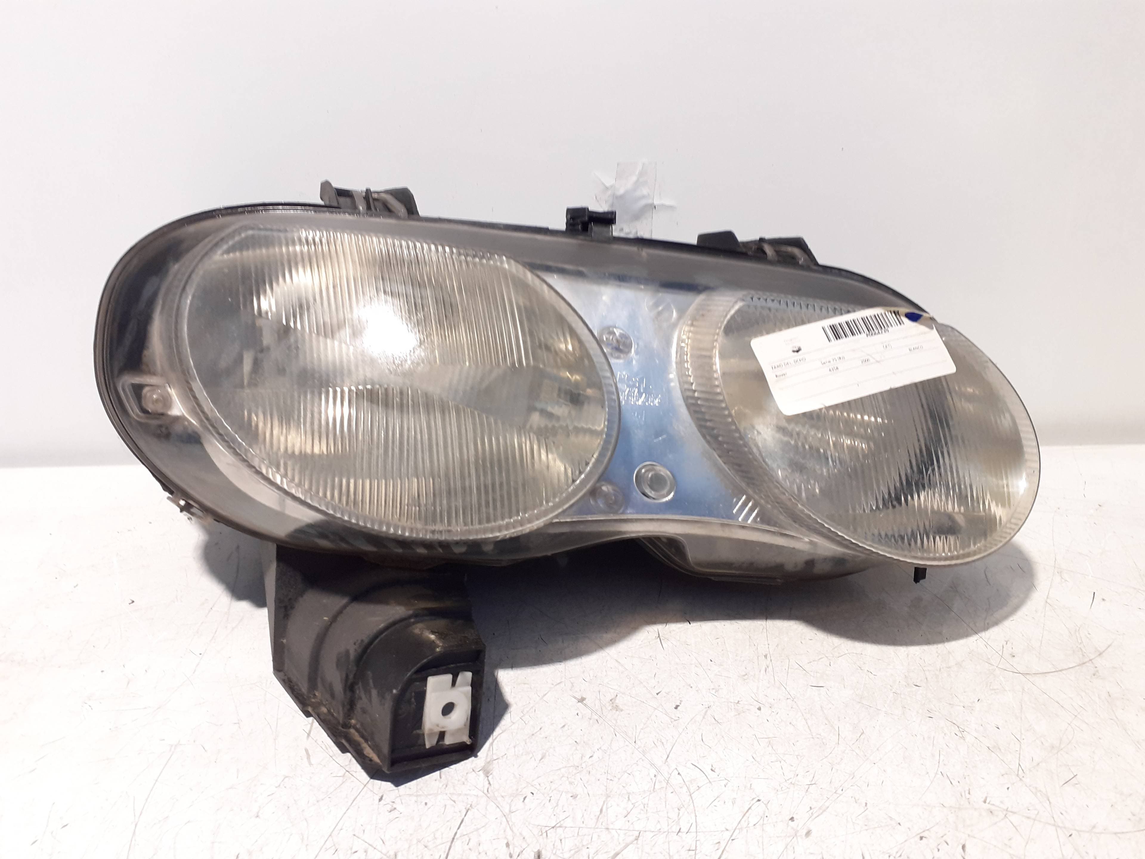 Faro derecho MG SERIE 75 (RJ)