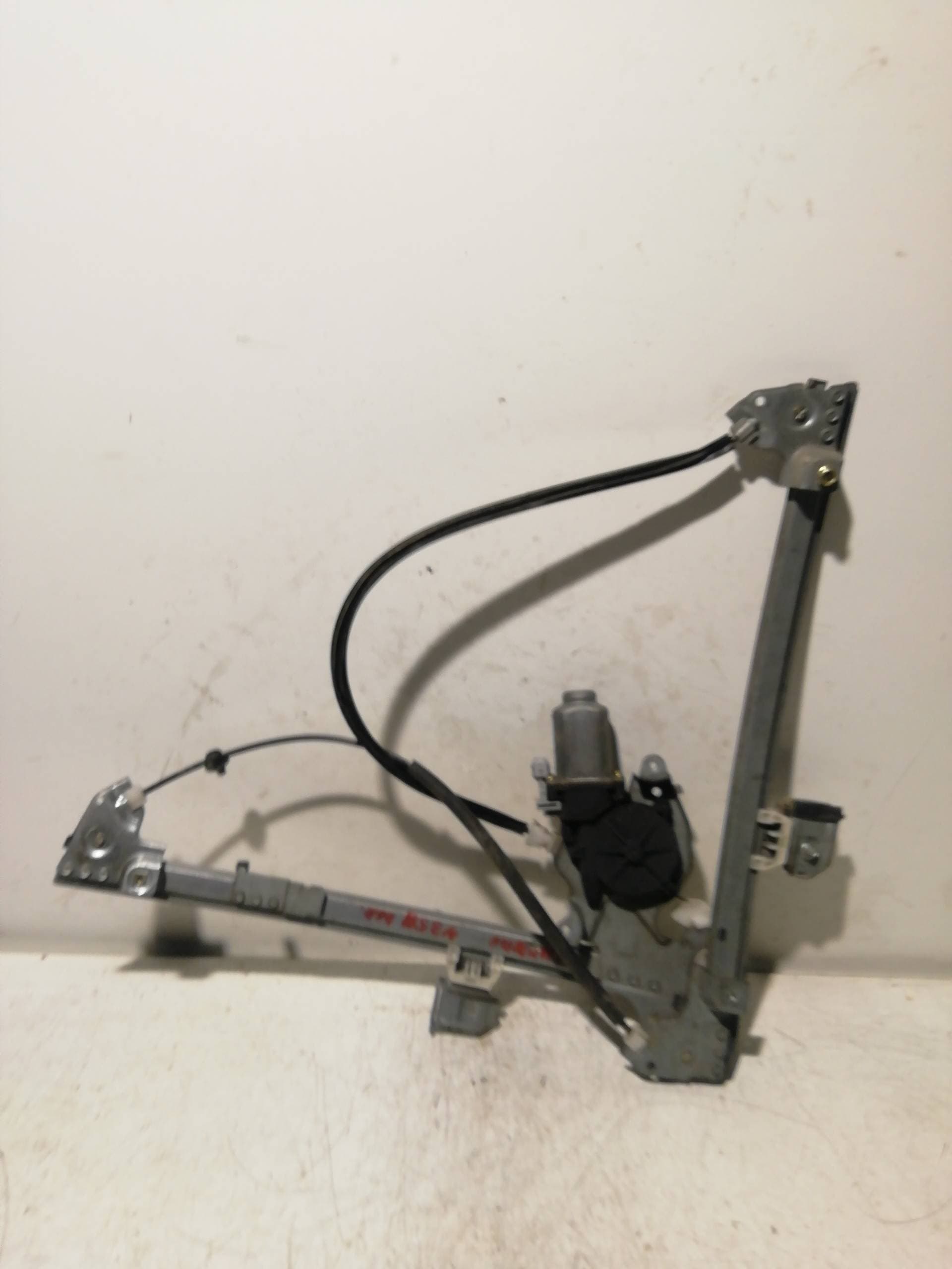 Elevalunas delantero derecho MG SERIE 75 (RJ)