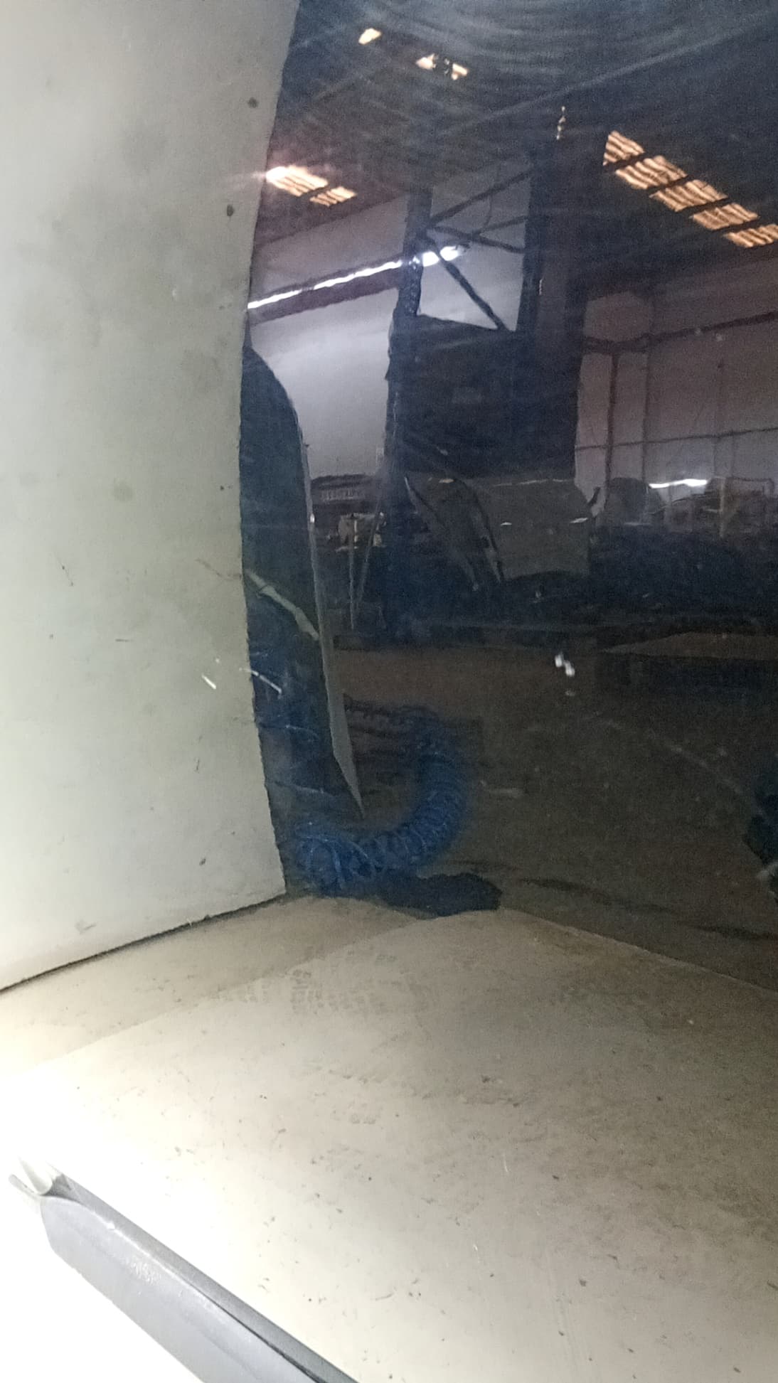 Puerta delantera izquierda LAND ROVER DISCOVERY III (L319) 5