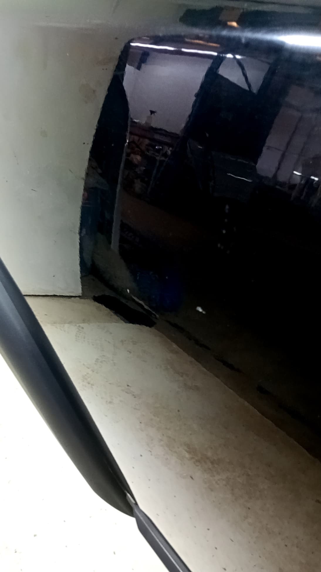 Puerta trasera derecha LAND ROVER DISCOVERY III (L319) 4