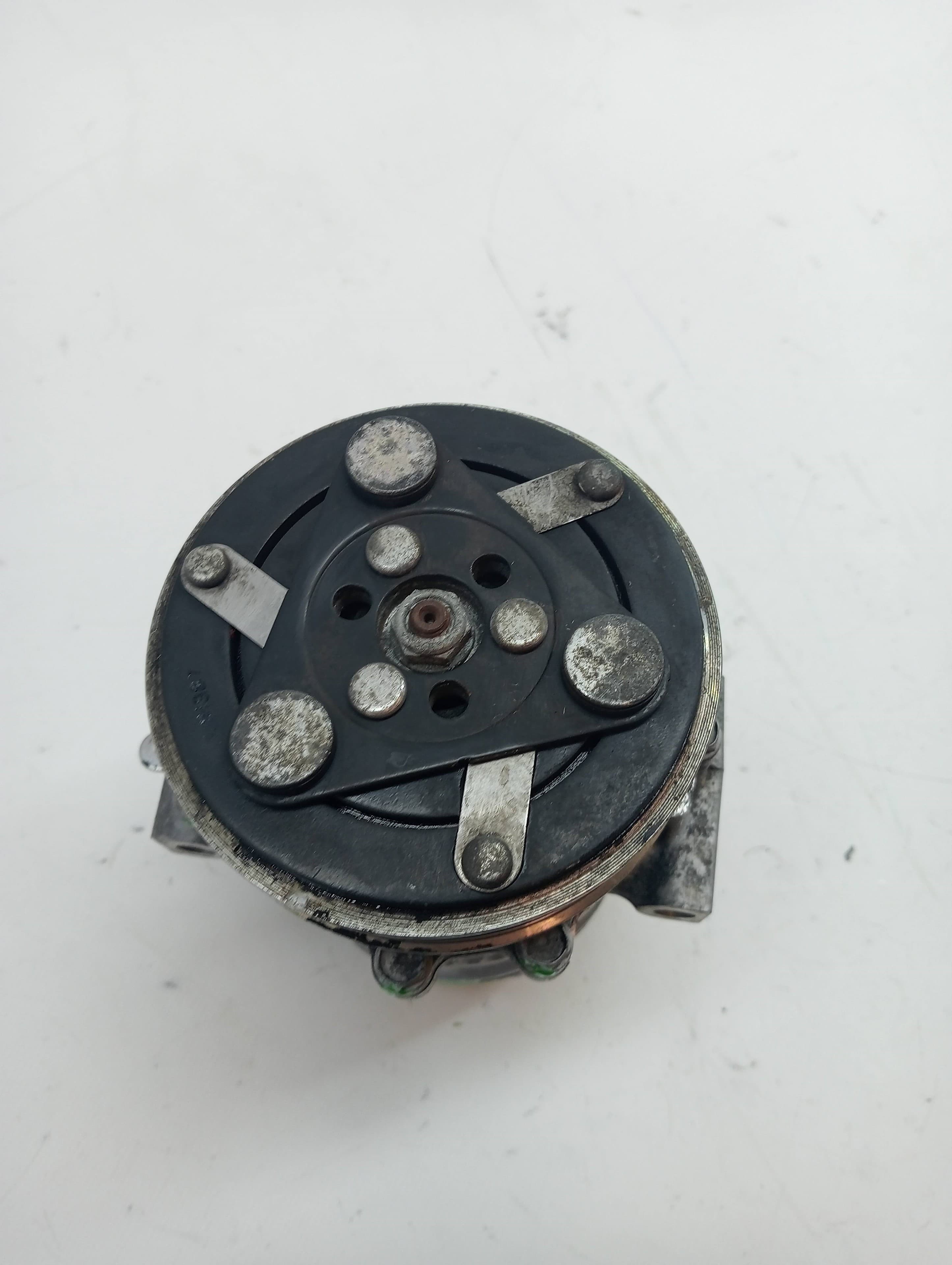 Recambio OPEL COMBO D ref. 95513956 2