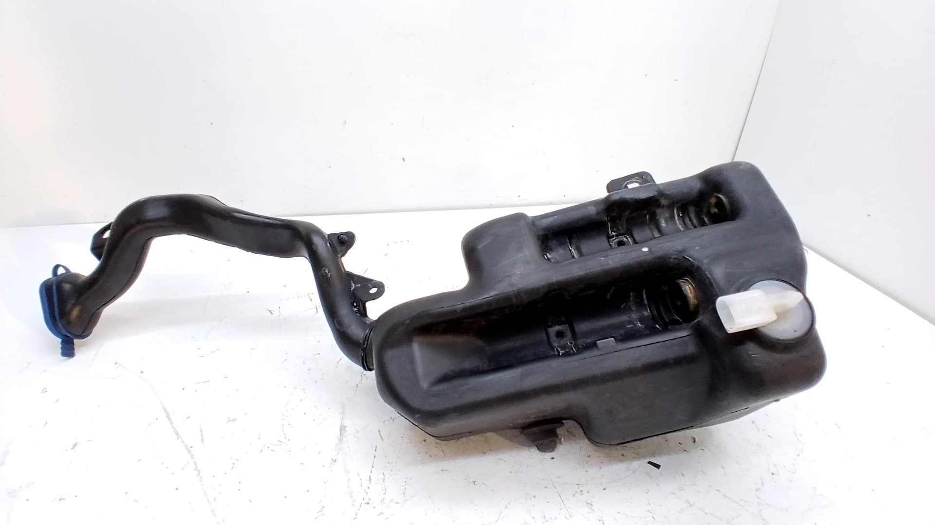 Deposito limpia MERCEDES-BENZ CLASE A (W169) 2