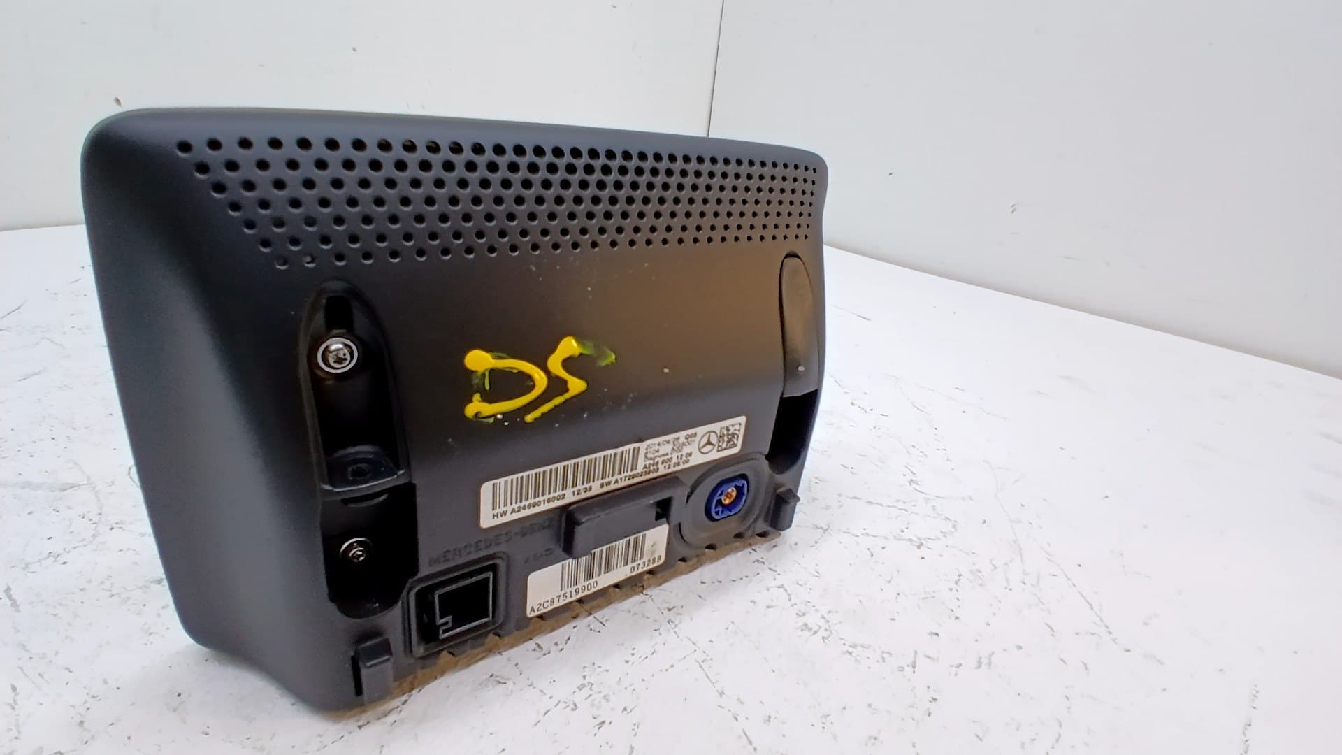 Pantalla multifuncion MERCEDES-BENZ CLASE A (W169) 2