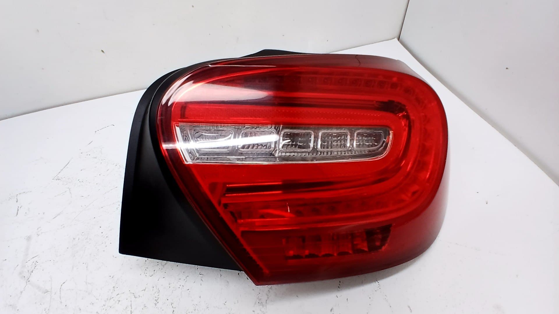 Piloto trasero derecho MERCEDES-BENZ CLASE A (W169)