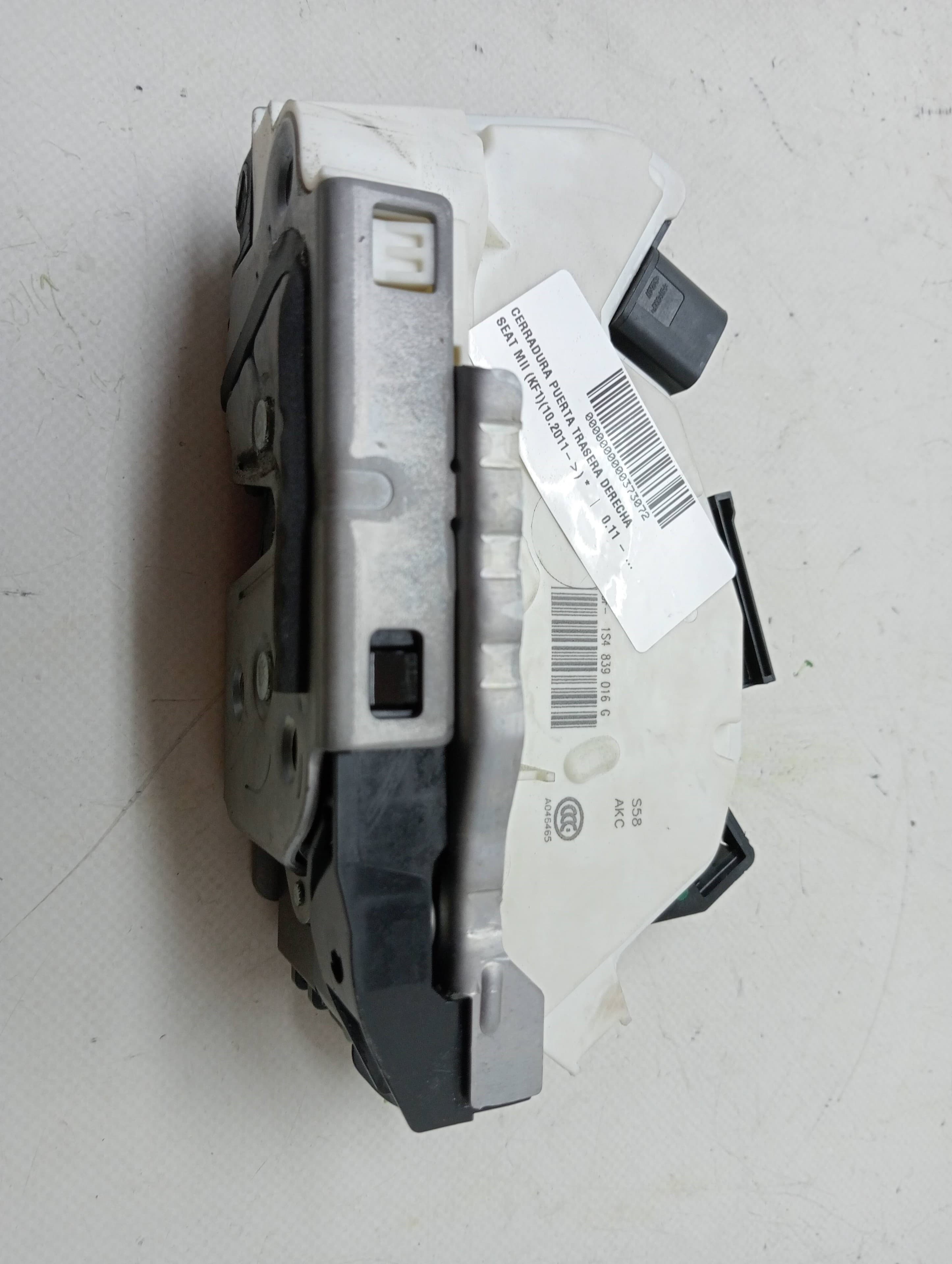 Cerradura puerta trasera derecha SEAT MII (KF1)