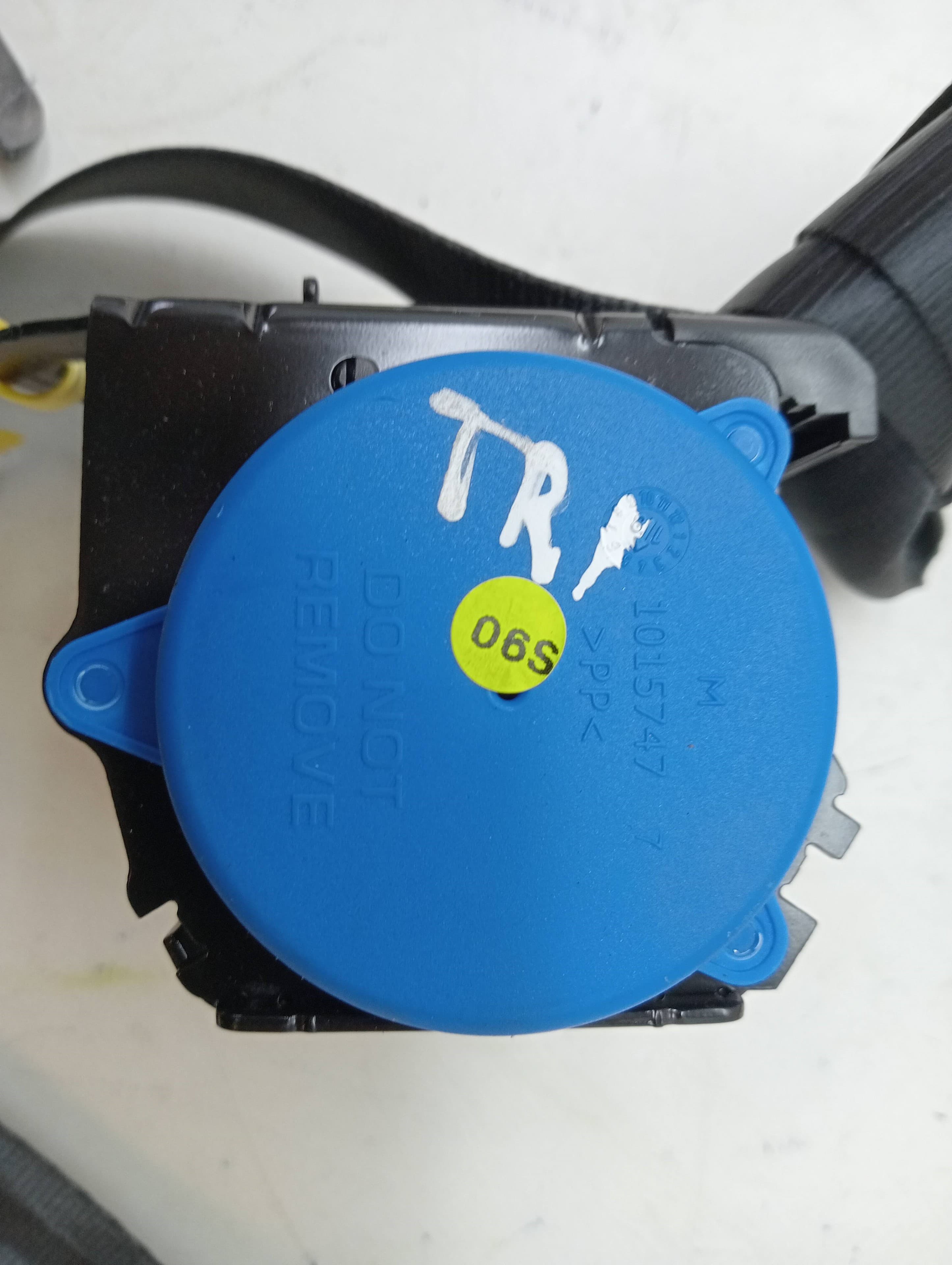 Cinturon seguridad trasero izquierdo SEAT MII (KF1) 3