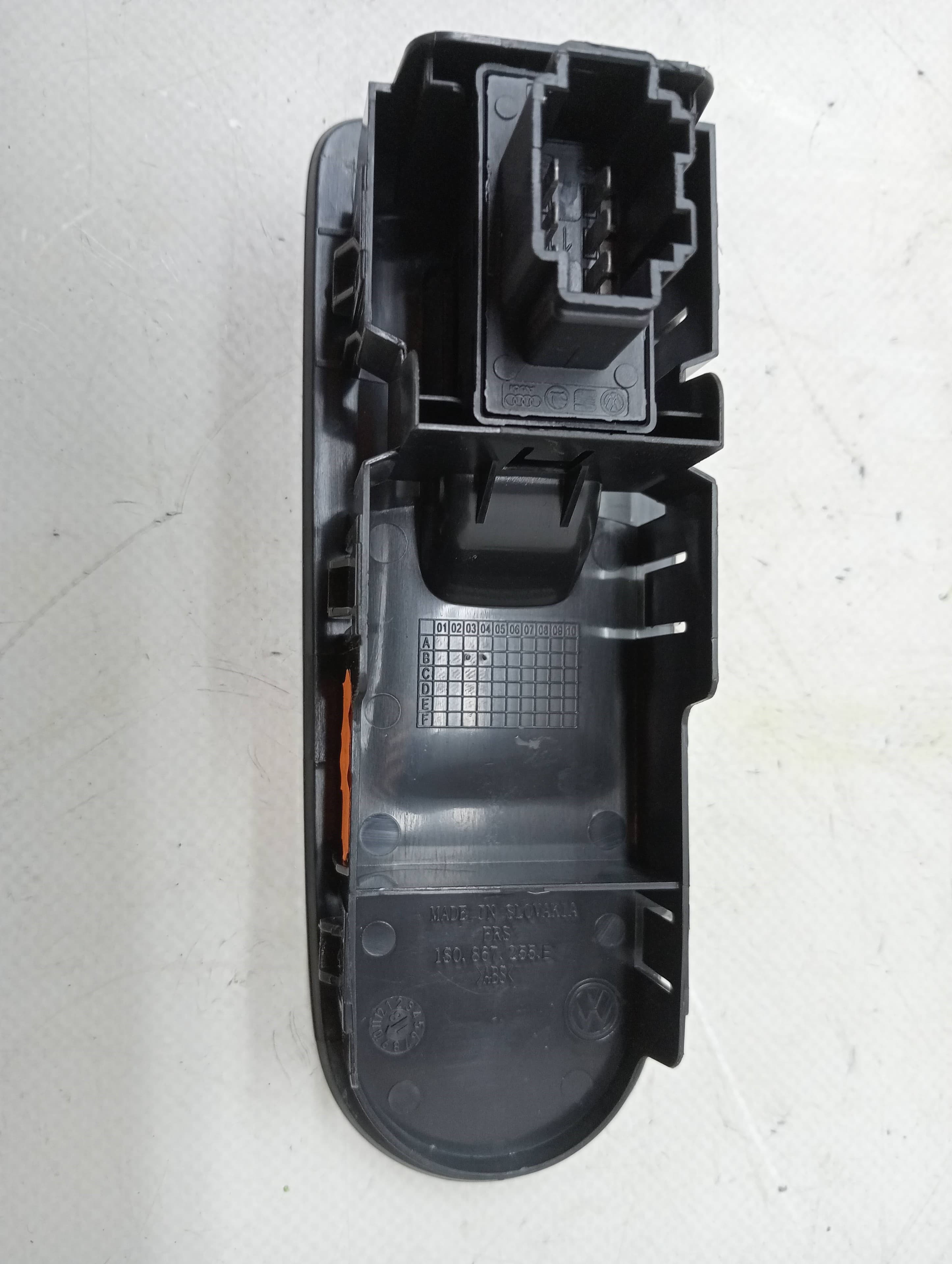 Mando elevalunas delantero derecho SEAT MII (KF1) 3