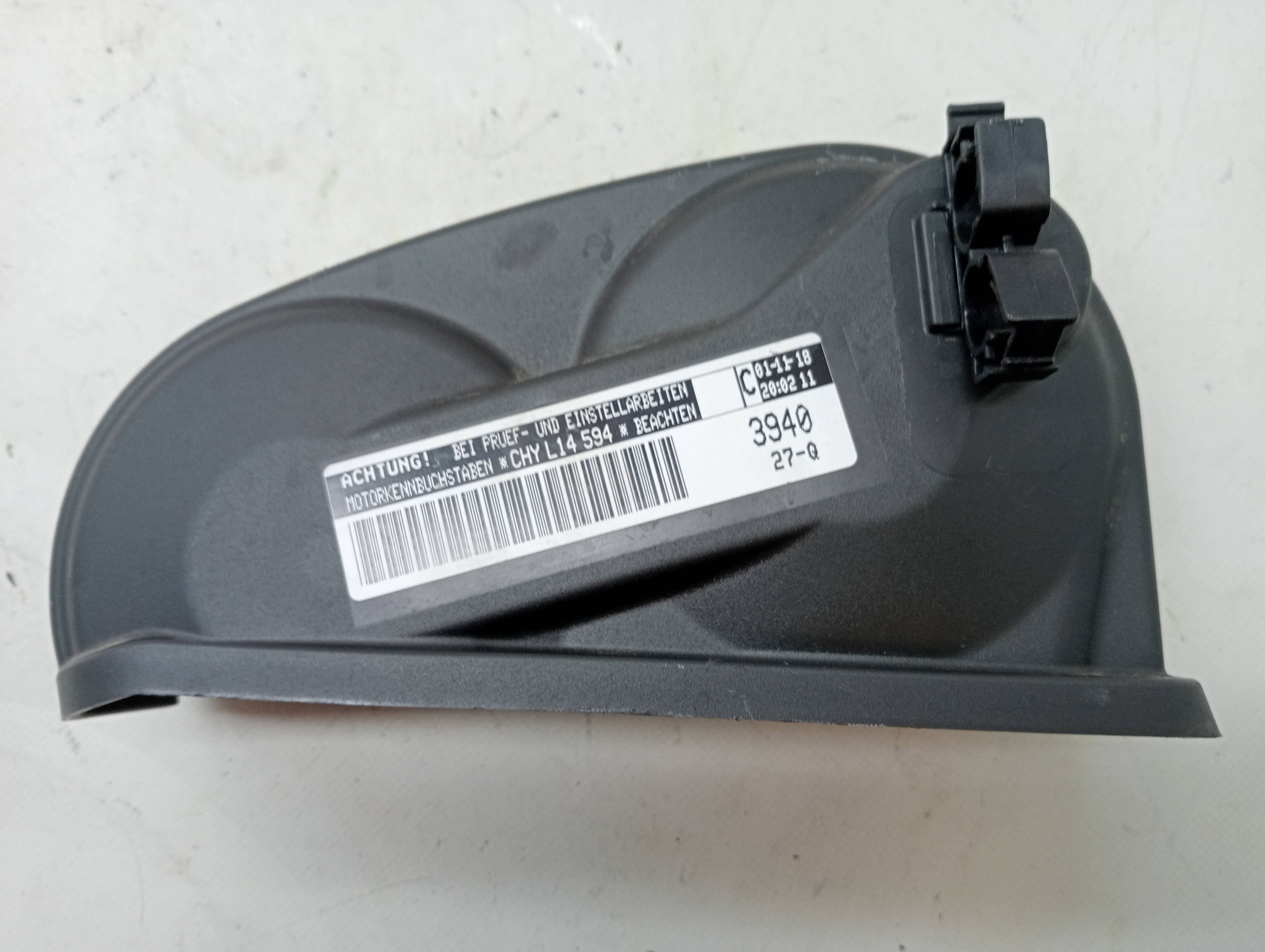 Tapa distribucion SEAT MII (KF1) 2