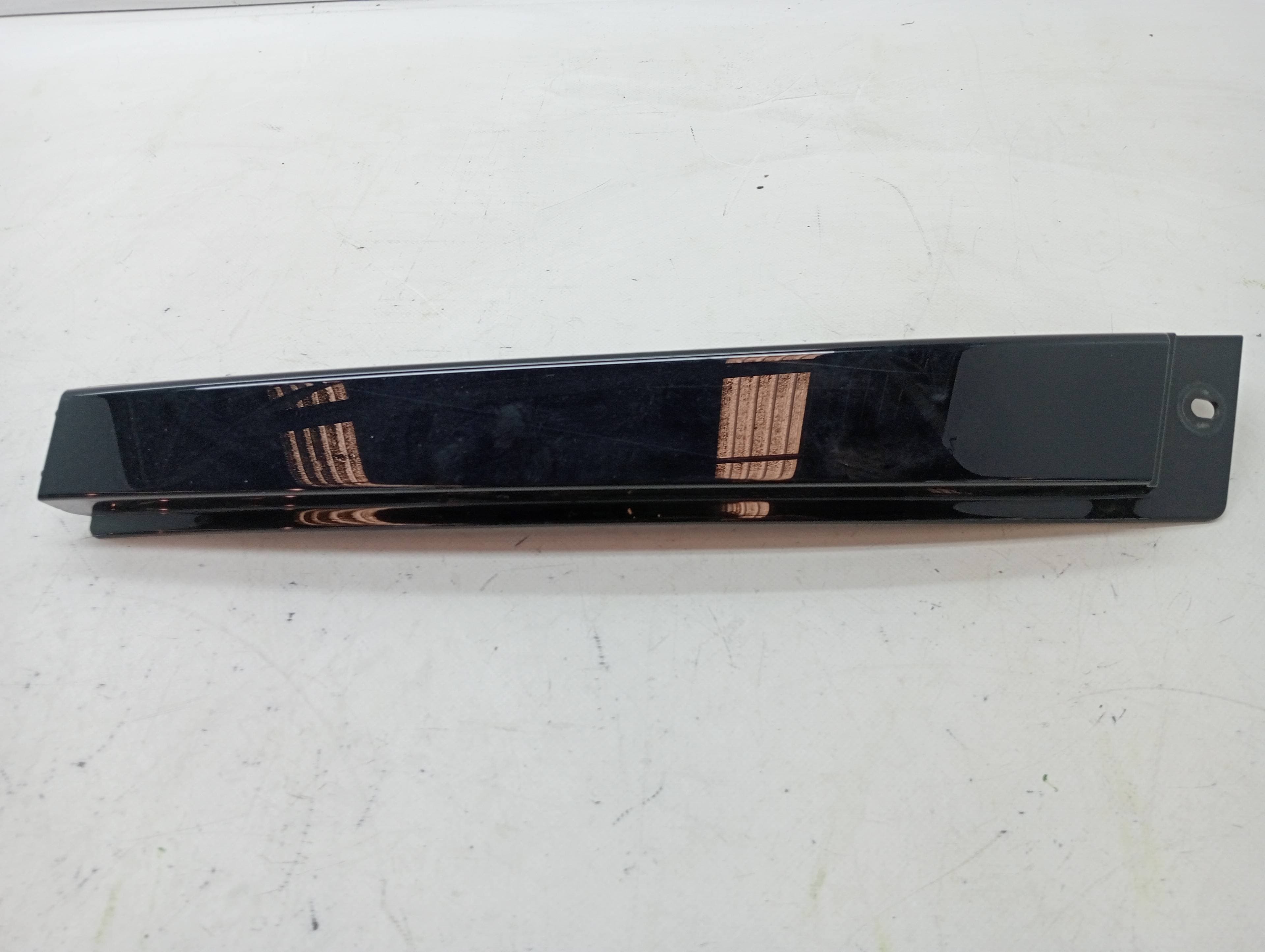 Plastico SEAT MII (KF1) 2