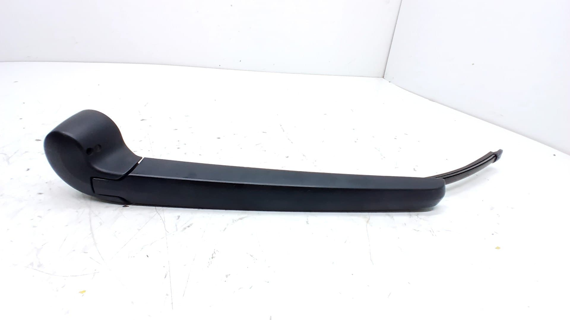 Brazo limpia trasero AUDI A3 (8V) 2