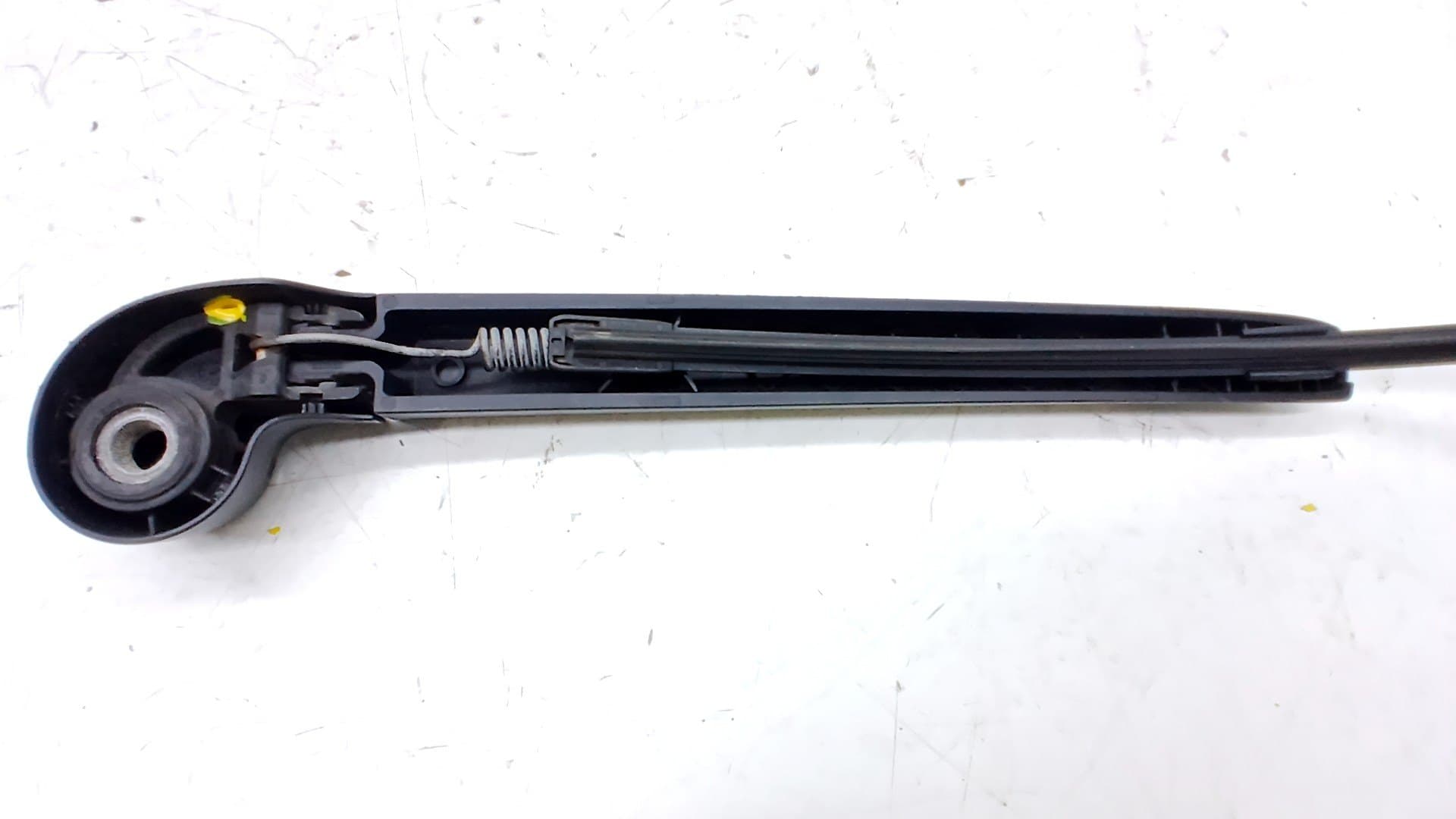 Brazo limpia trasero AUDI A3 (8V)
