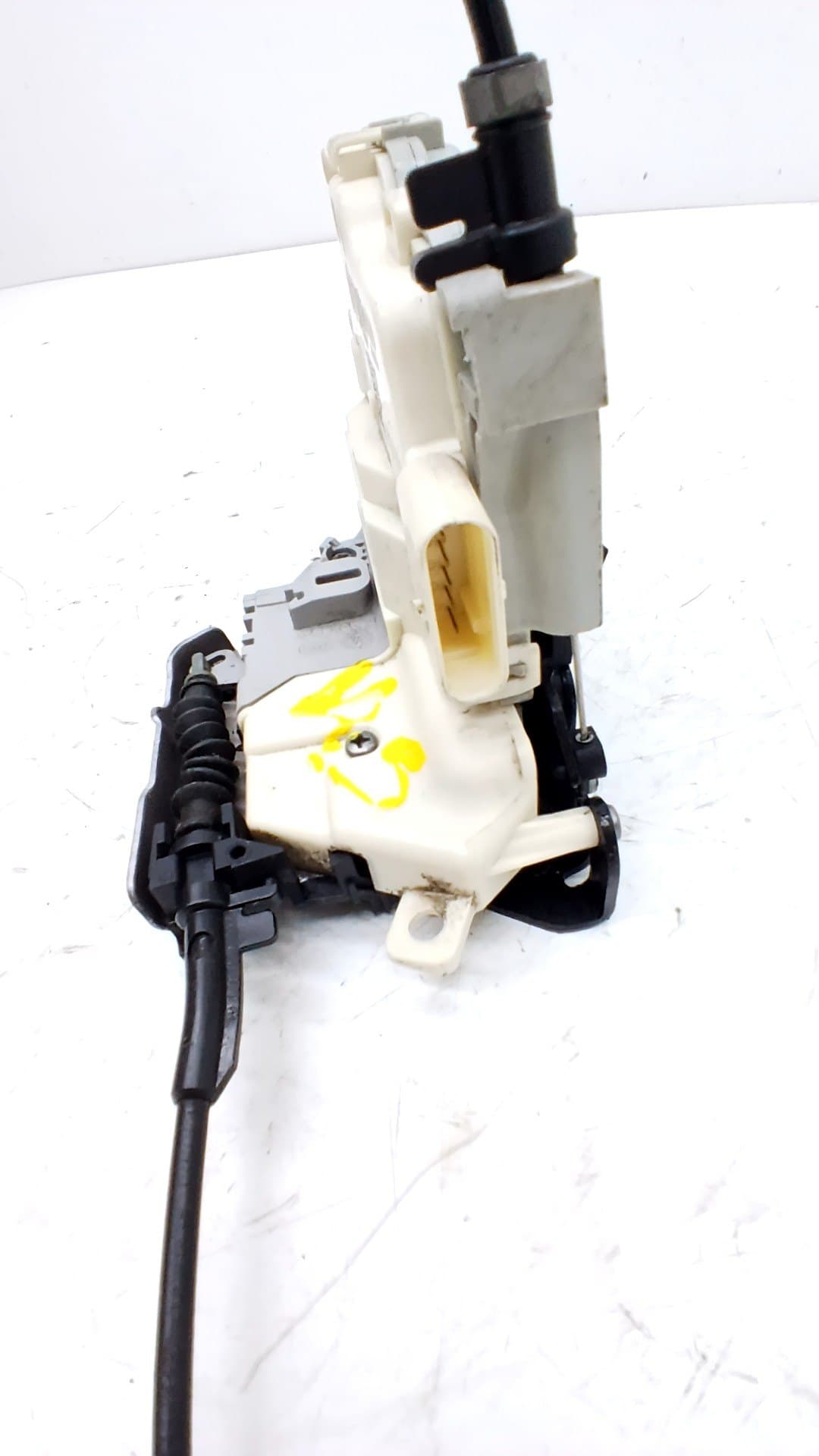 Cerradura puerta delantera derecha AUDI A3 (8V)