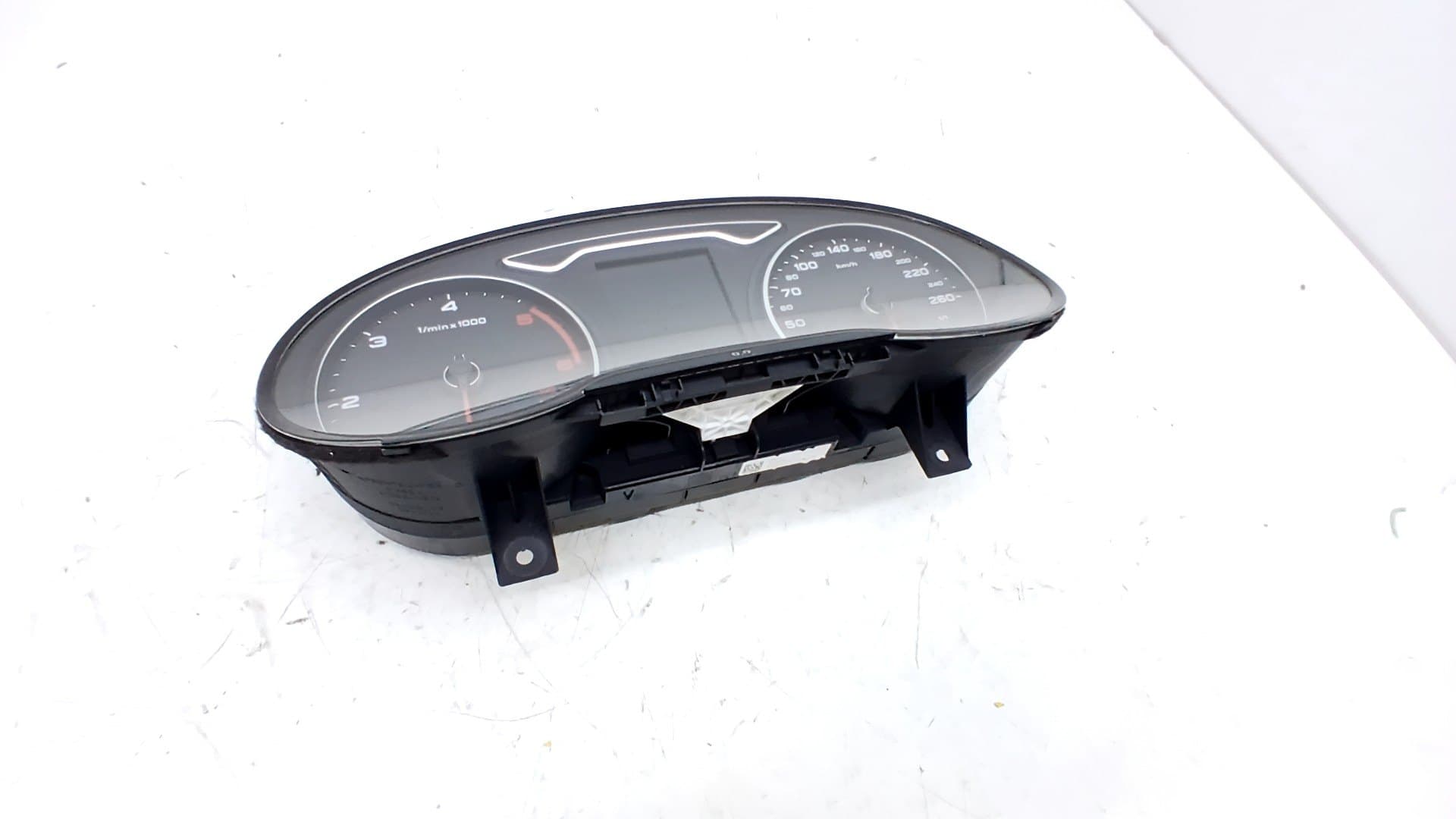 Cuadro instrumentos AUDI A3 (8V) 4