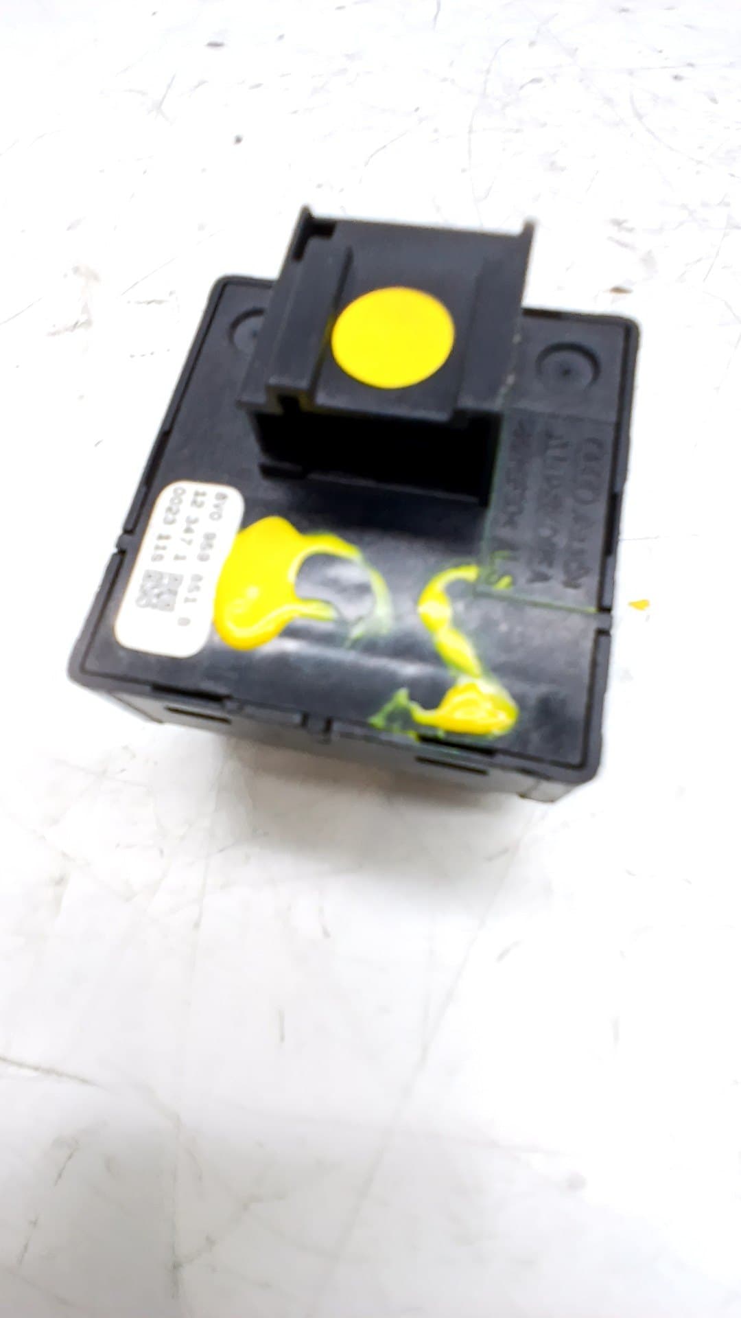 Mando elevalunas delantero izquierdo AUDI A3 (8V) 3