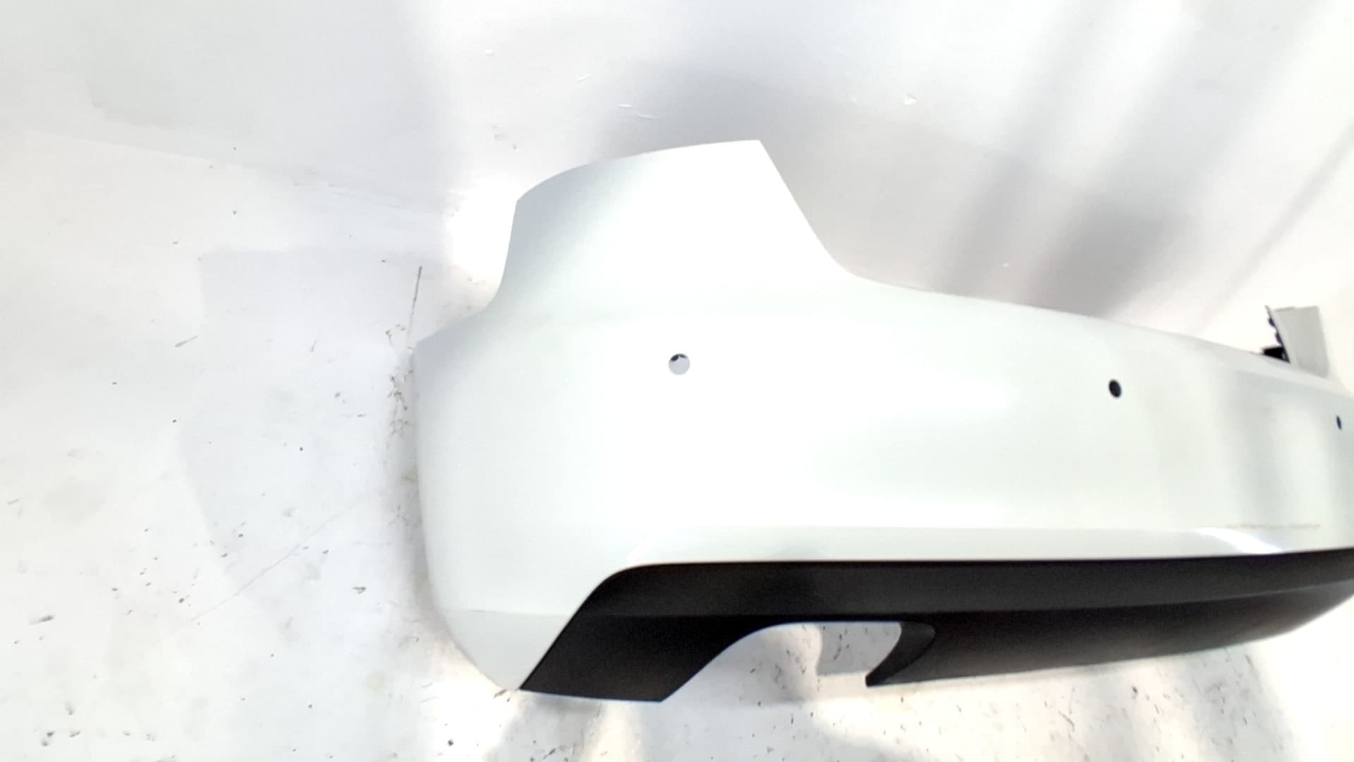 Paragolpes trasero AUDI A3 (8V) 2