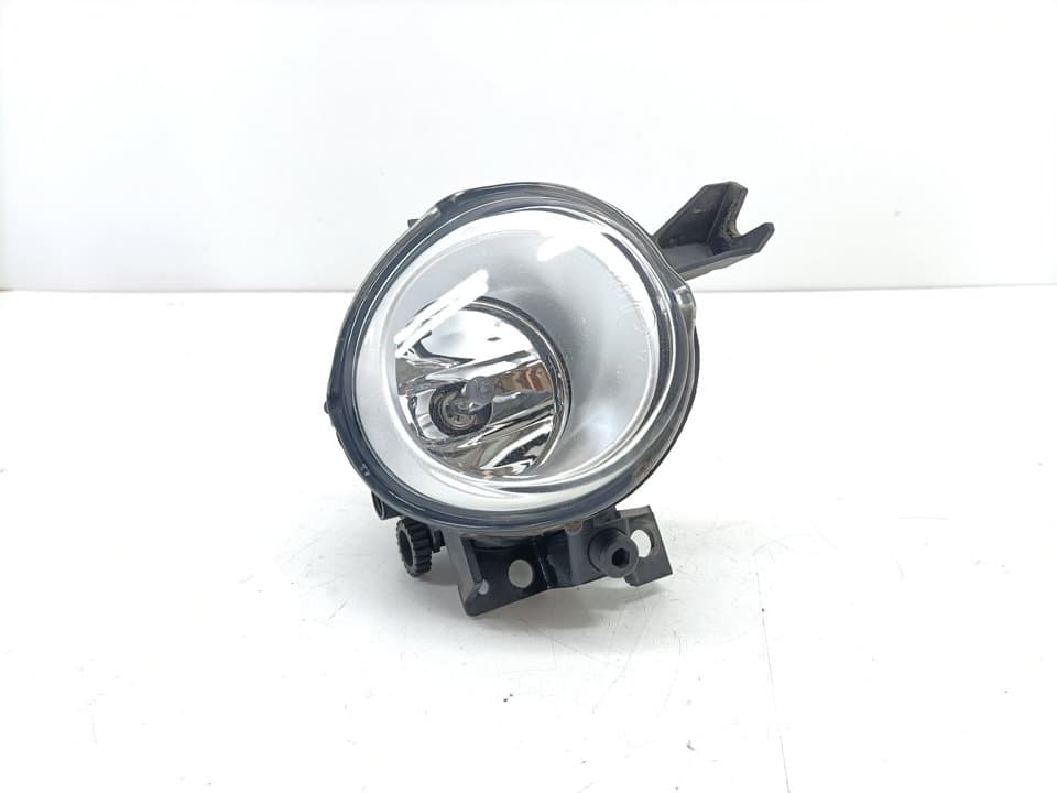 Faro antiniebla derecho VOLKSWAGEN TOUAREG (7LA)
