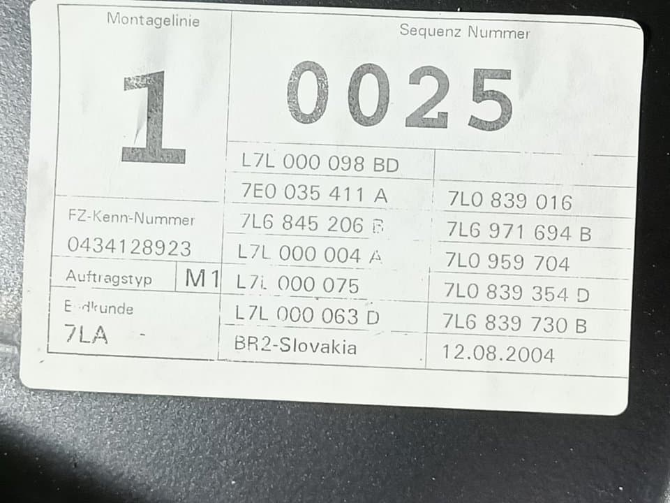Elevalunas trasero derecho VOLKSWAGEN TOUAREG (7LA) 4
