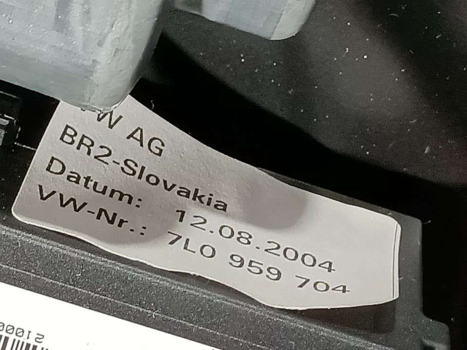 Elevalunas trasero derecho VOLKSWAGEN TOUAREG (7LA) 3