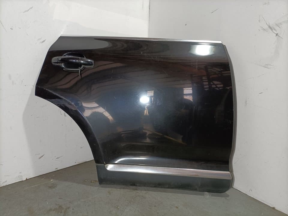 Puerta trasera derecha VOLKSWAGEN TOUAREG (7LA)