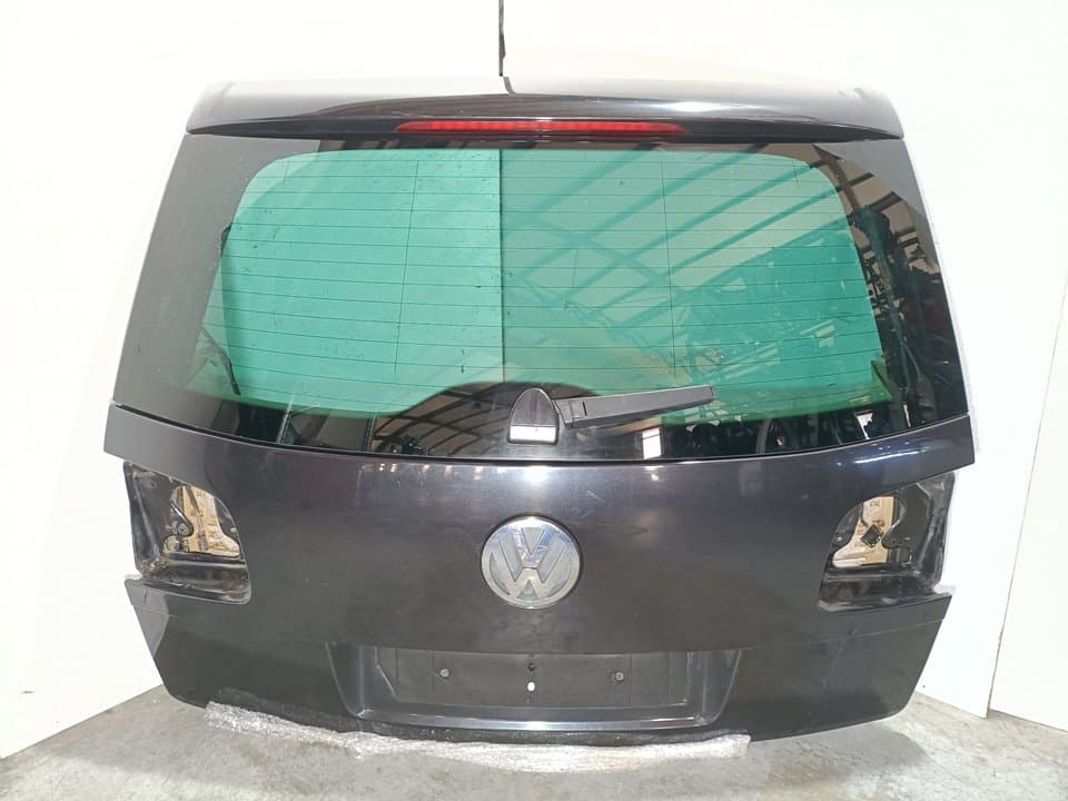 Porton trasero VOLKSWAGEN TOUAREG (7LA)