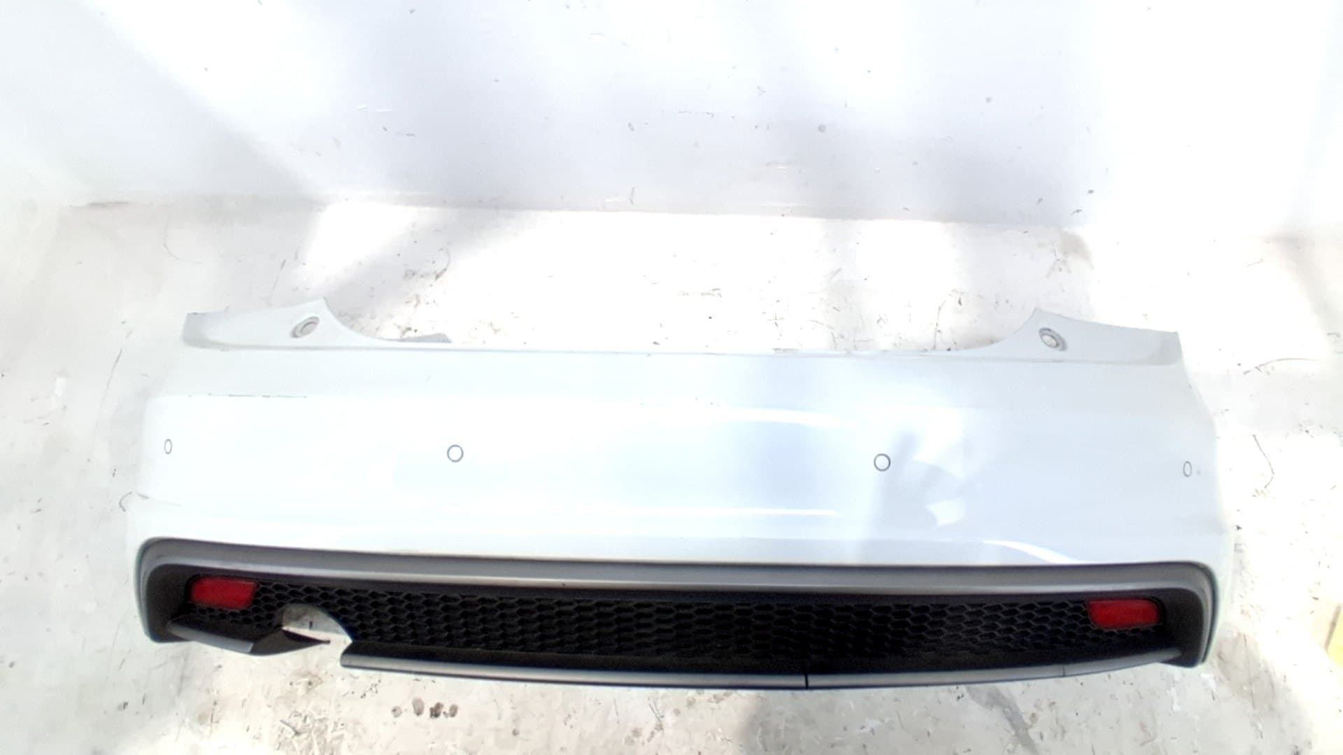 Paragolpes trasero AUDI A1 SPORTBACK (8XF)