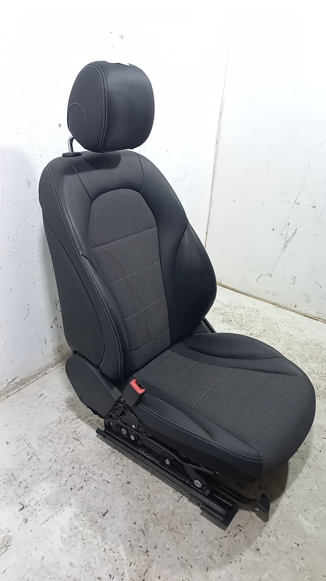 Asiento delantero izquierdo MERCEDES-BENZ C-CLASS 5