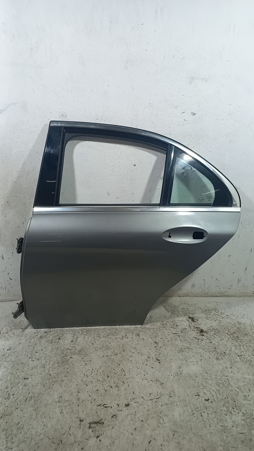 Puerta trasera izquierda MERCEDES-BENZ C-CLASS