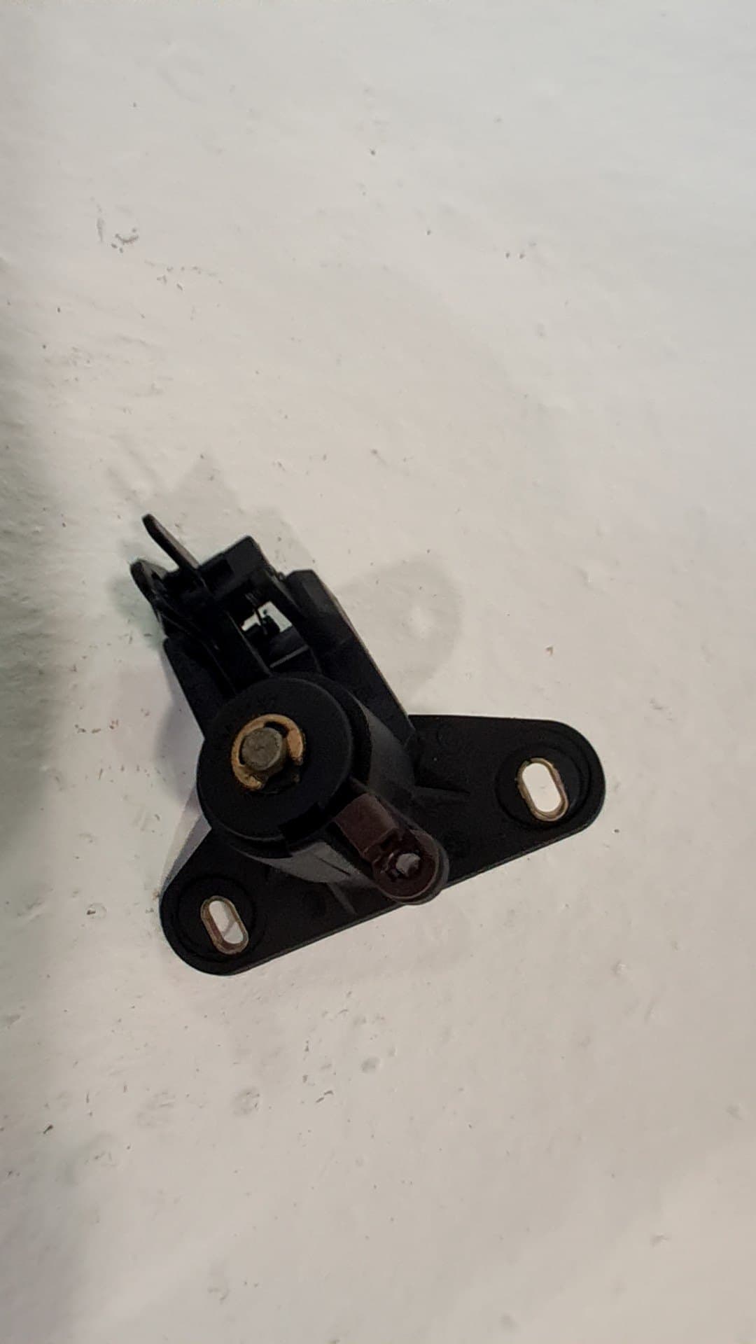 Bombin porton trasero OPEL ZAFIRA A 2