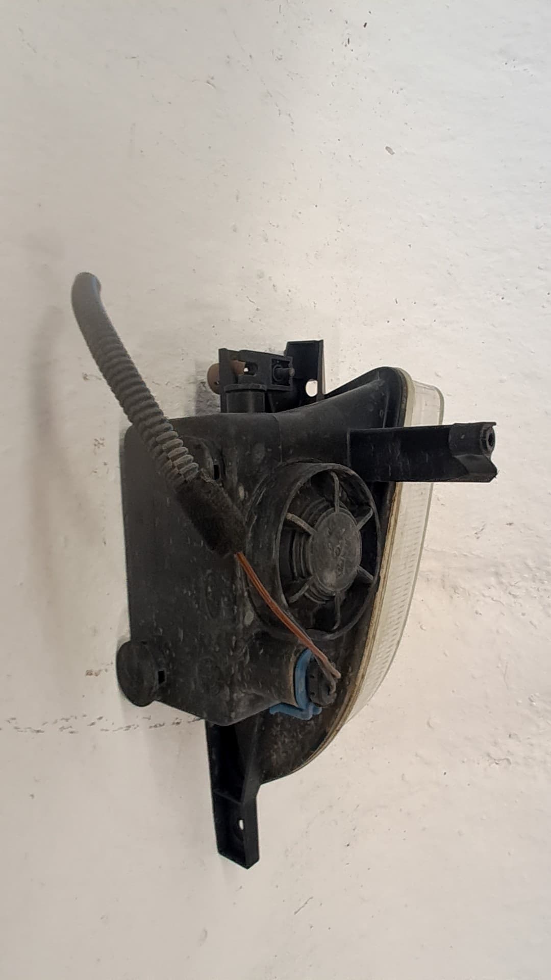 Faro antiniebla izquierdo OPEL ZAFIRA A 2
