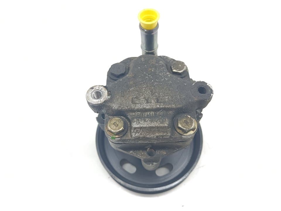 Bomba direccion AUDI A3 (8L) 3