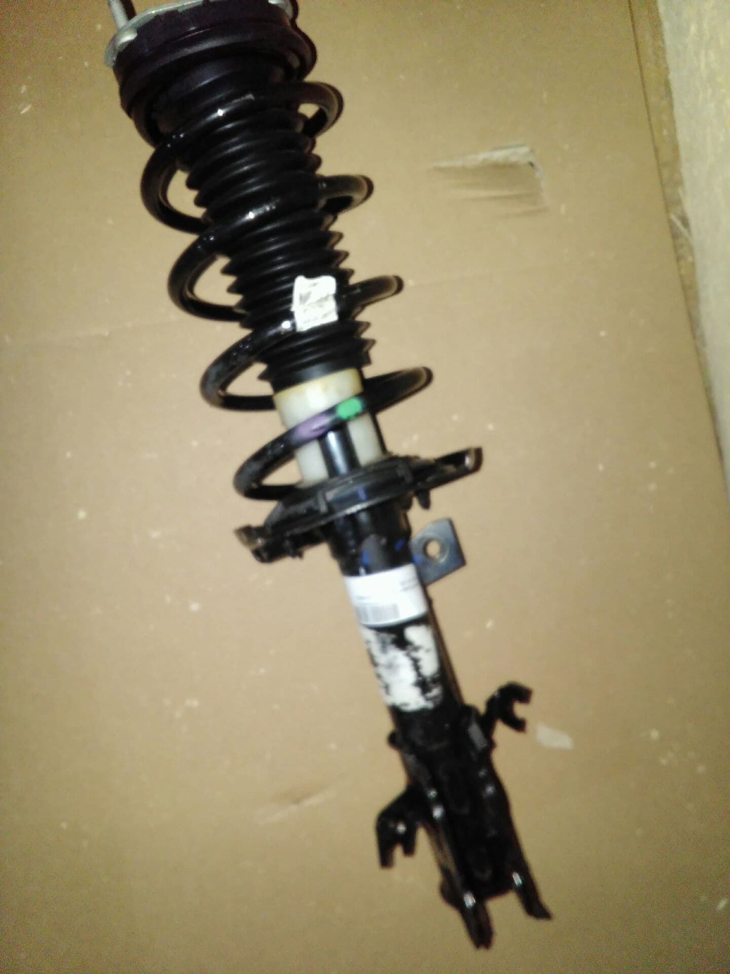 Amortiguador delantero izquierdo FORD KA (CCU) 2