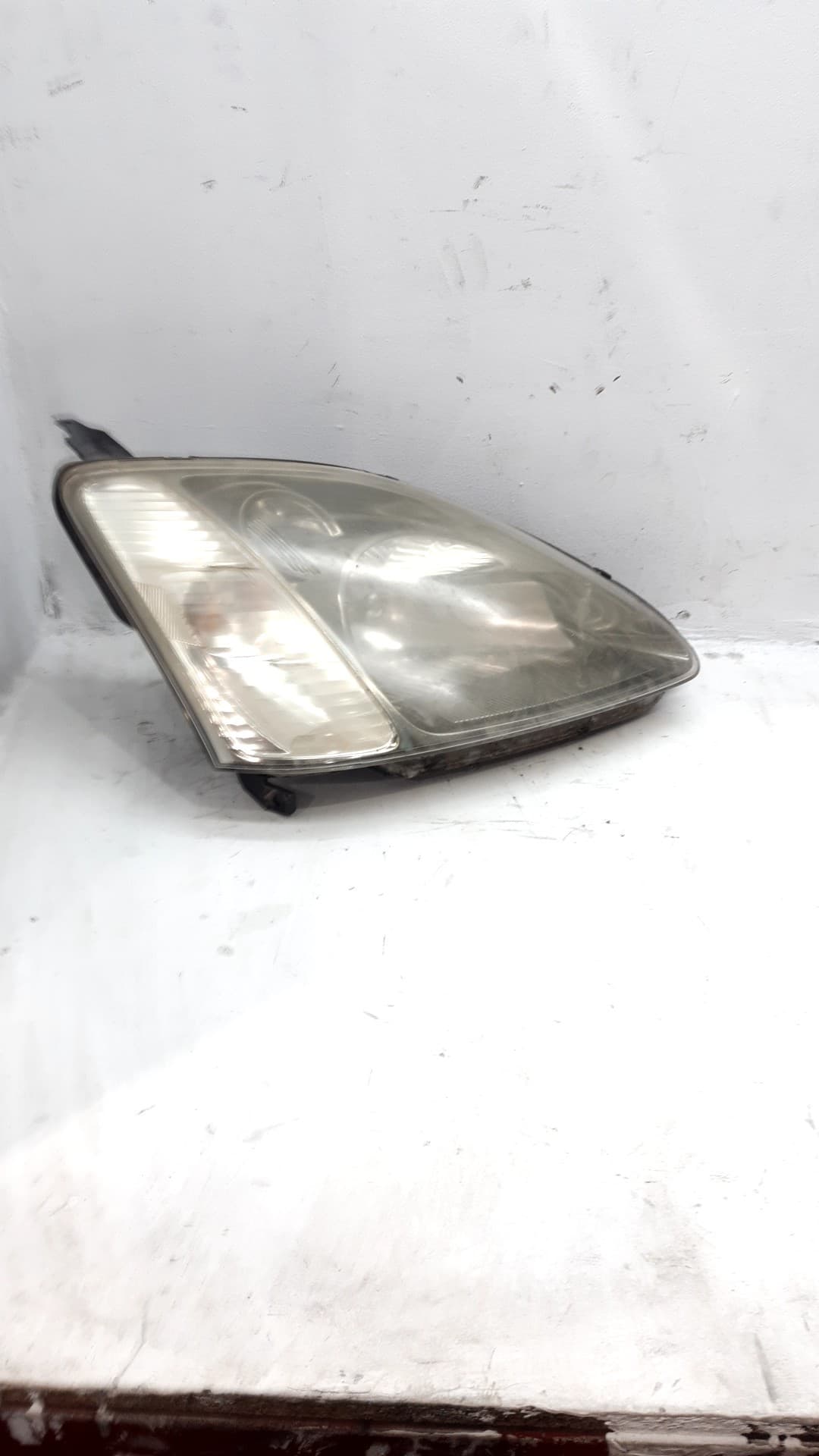 Faro derecho HONDA CIVIC VII HATCHBACK (EU, EP, EV) 3