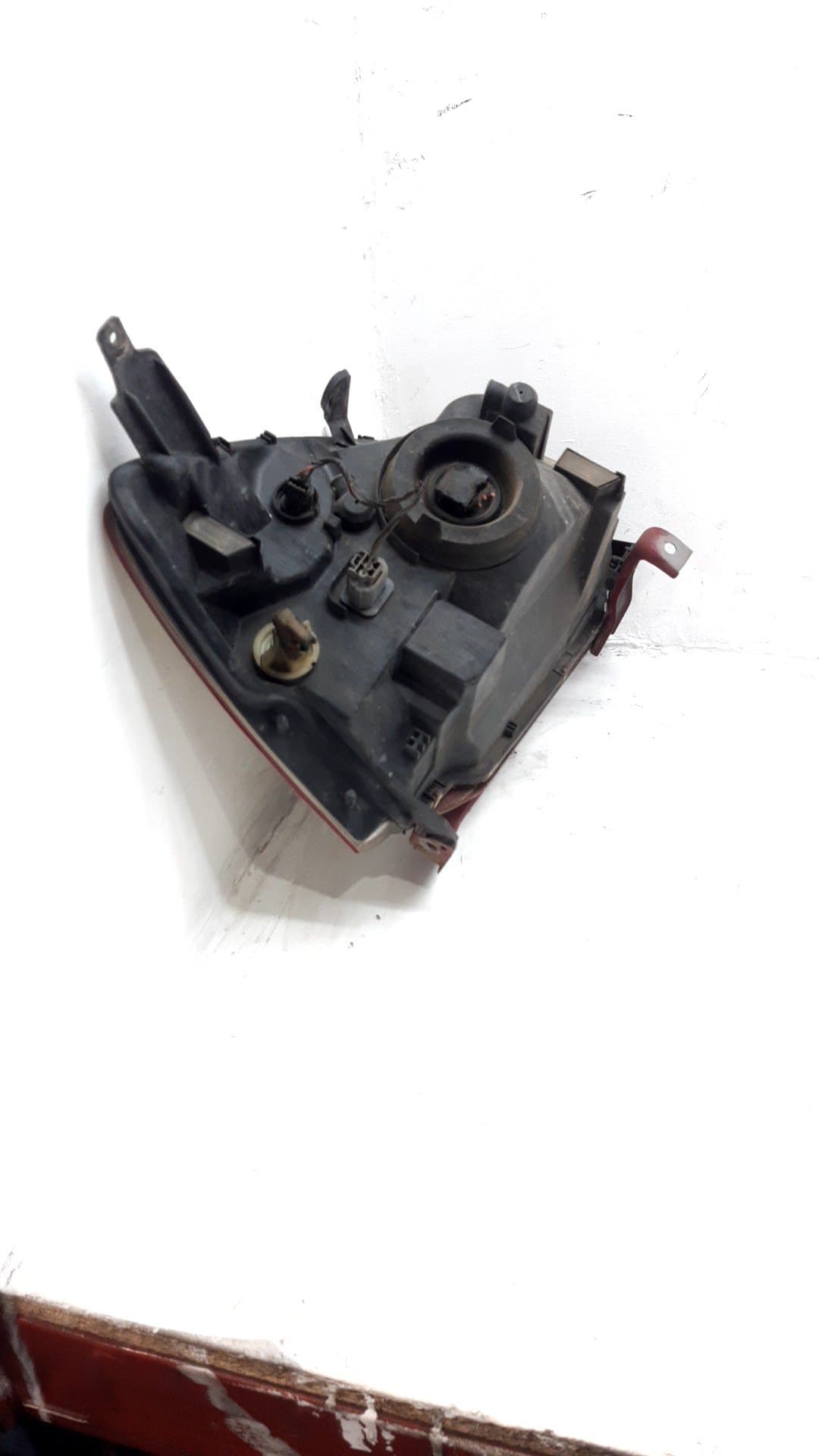 Faro izquierdo HONDA CIVIC VII HATCHBACK (EU, EP, EV) 2