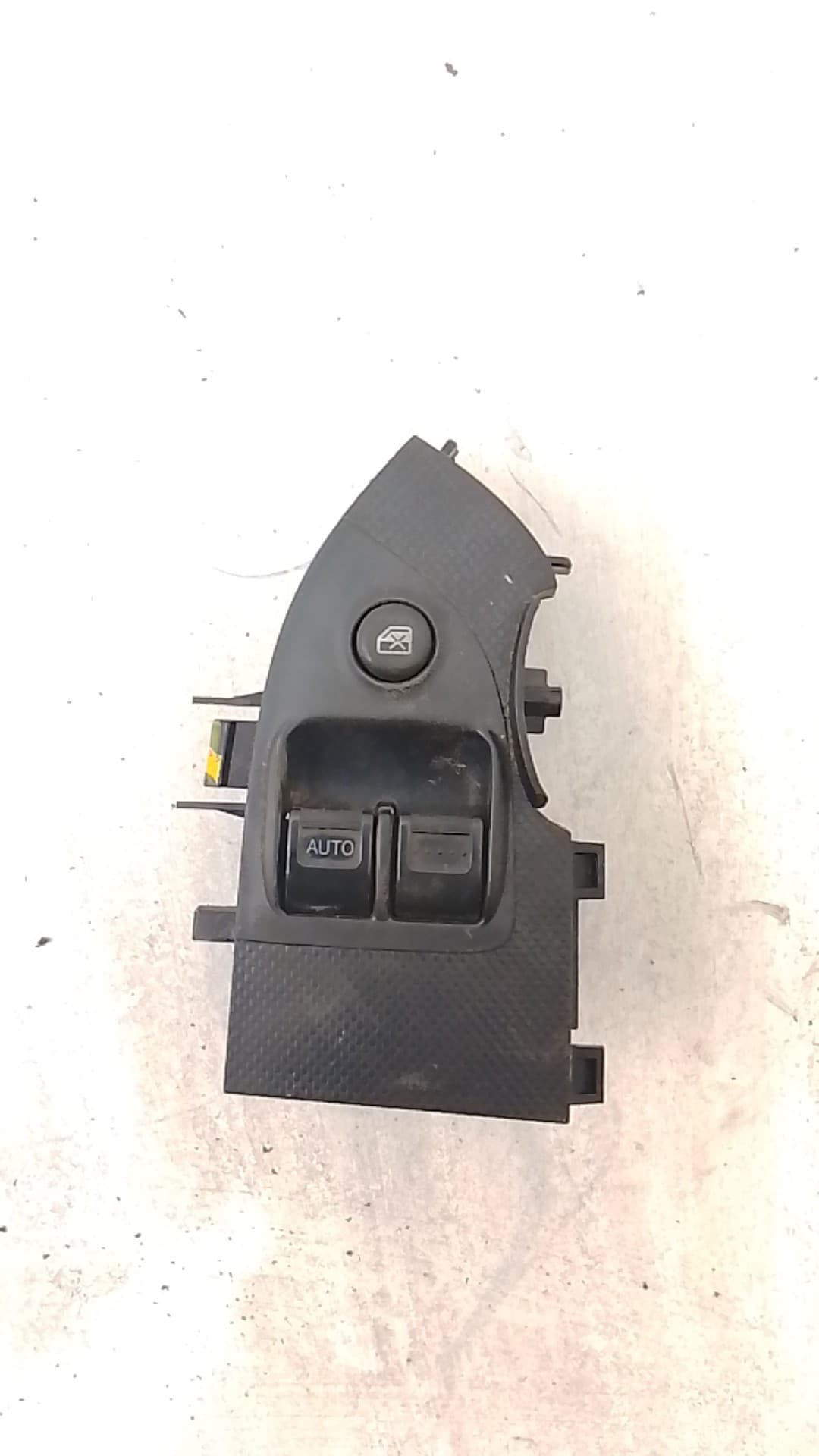 Mando elevalunas delantero izquierdo HONDA CIVIC VII HATCHBACK (EU, EP, EV) 5