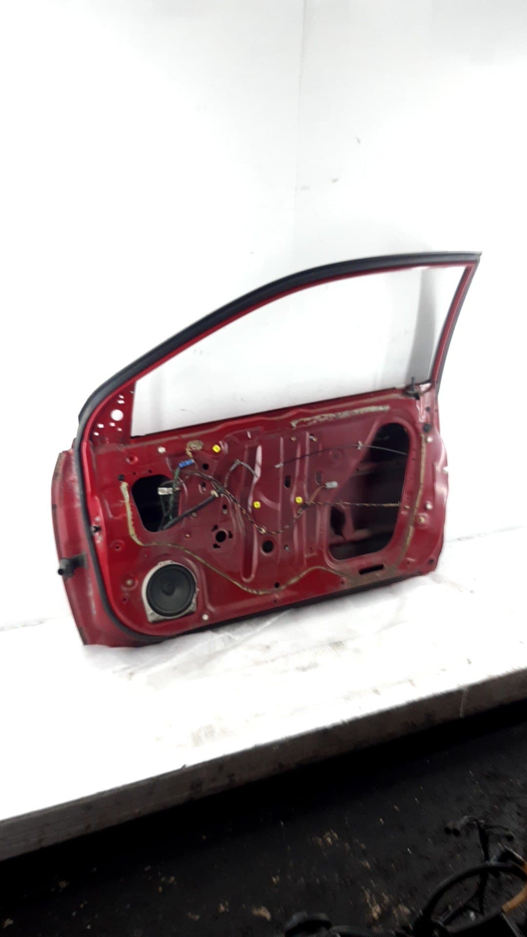 Puerta delantera derecha HONDA CIVIC VII HATCHBACK (EU, EP, EV) 3
